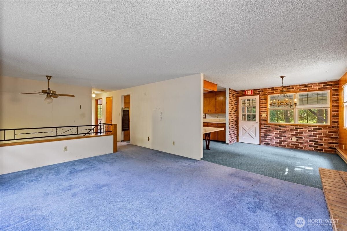 12521 Roosevelt Road Property Photo 12