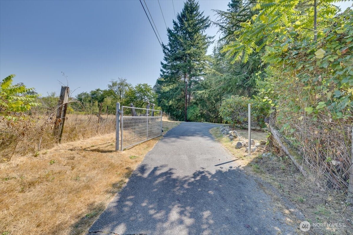 12521 Roosevelt Road Property Photo 30