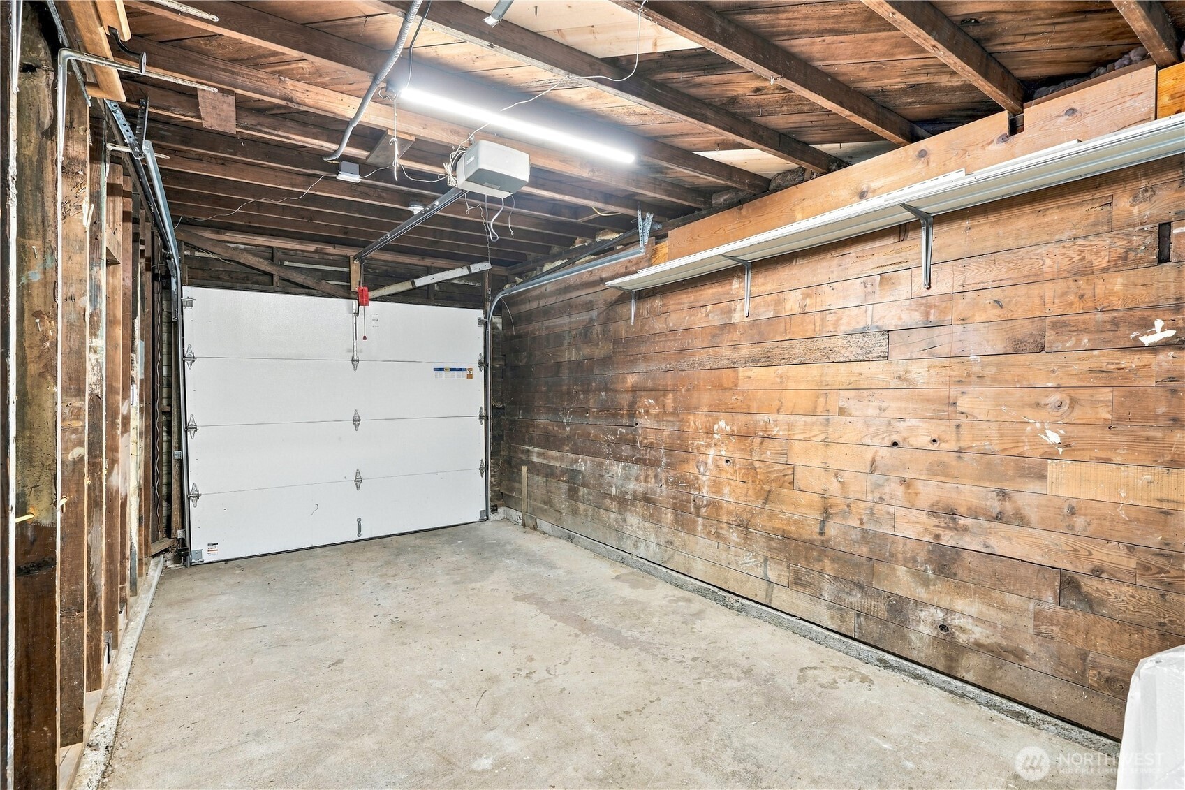8055 Corliss Avenue Property Photo 28