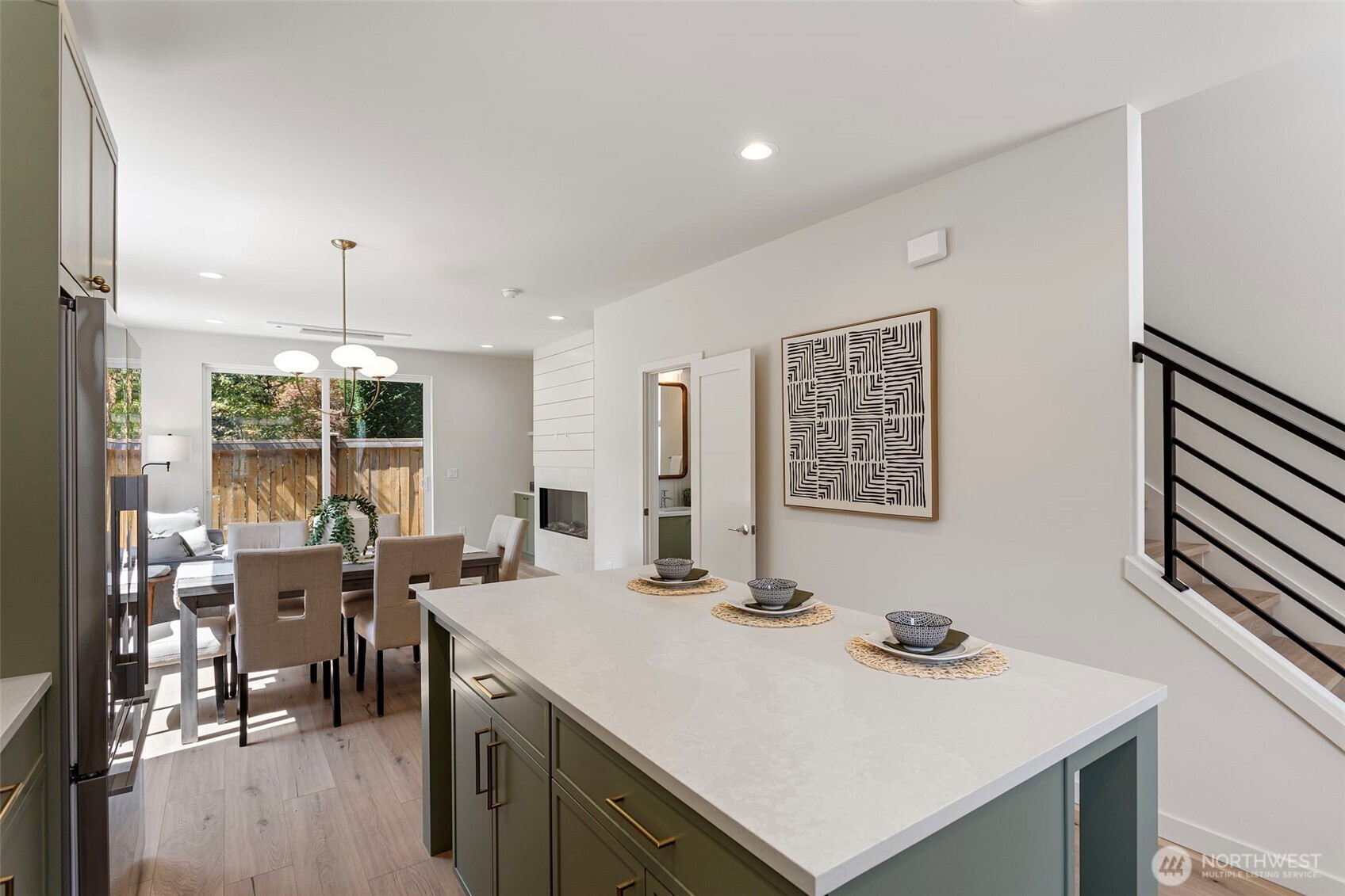 8039 Wallingford Avenue C Property Photo 6