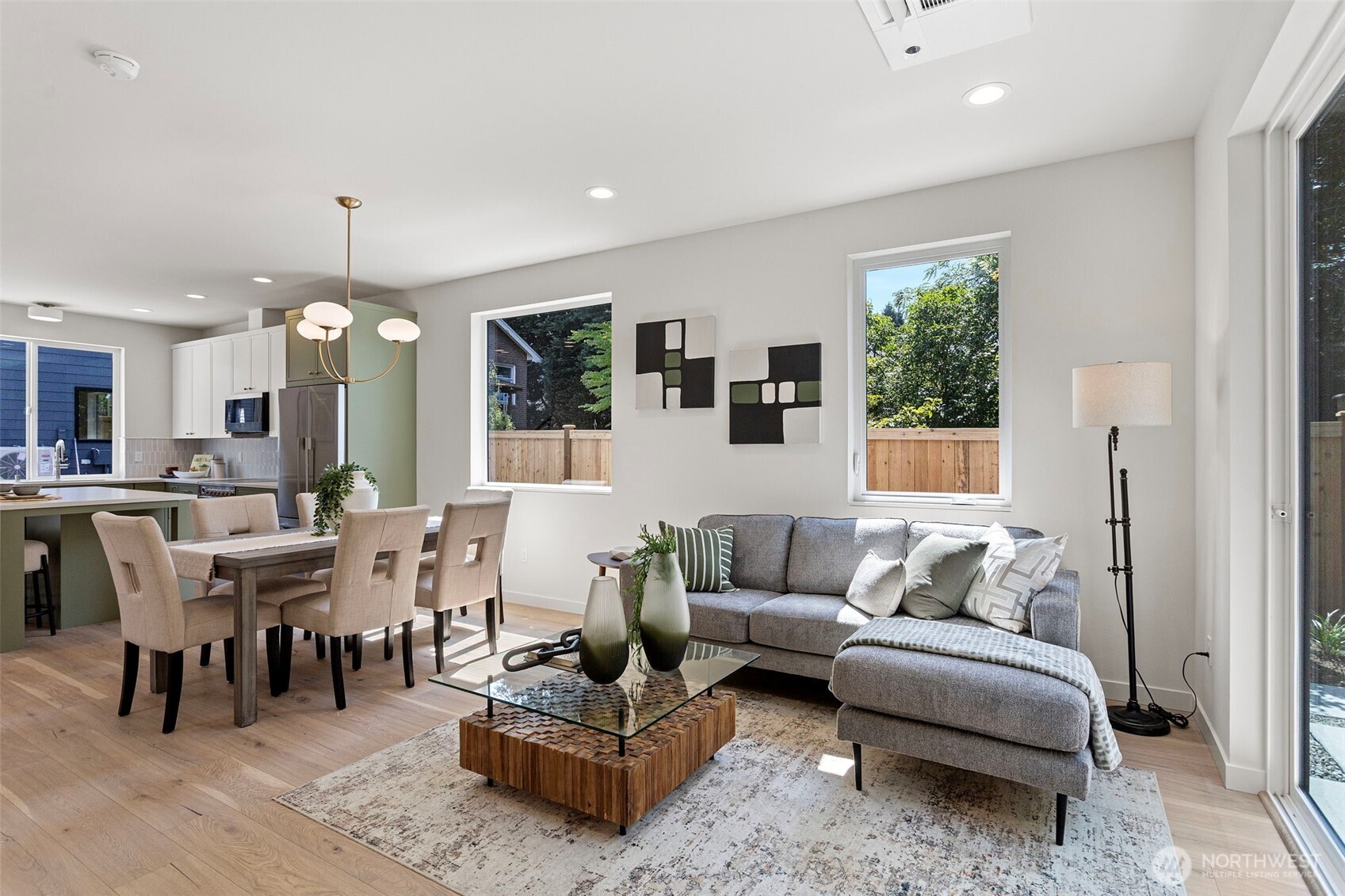 8039 Wallingford Avenue C Property Photo 11