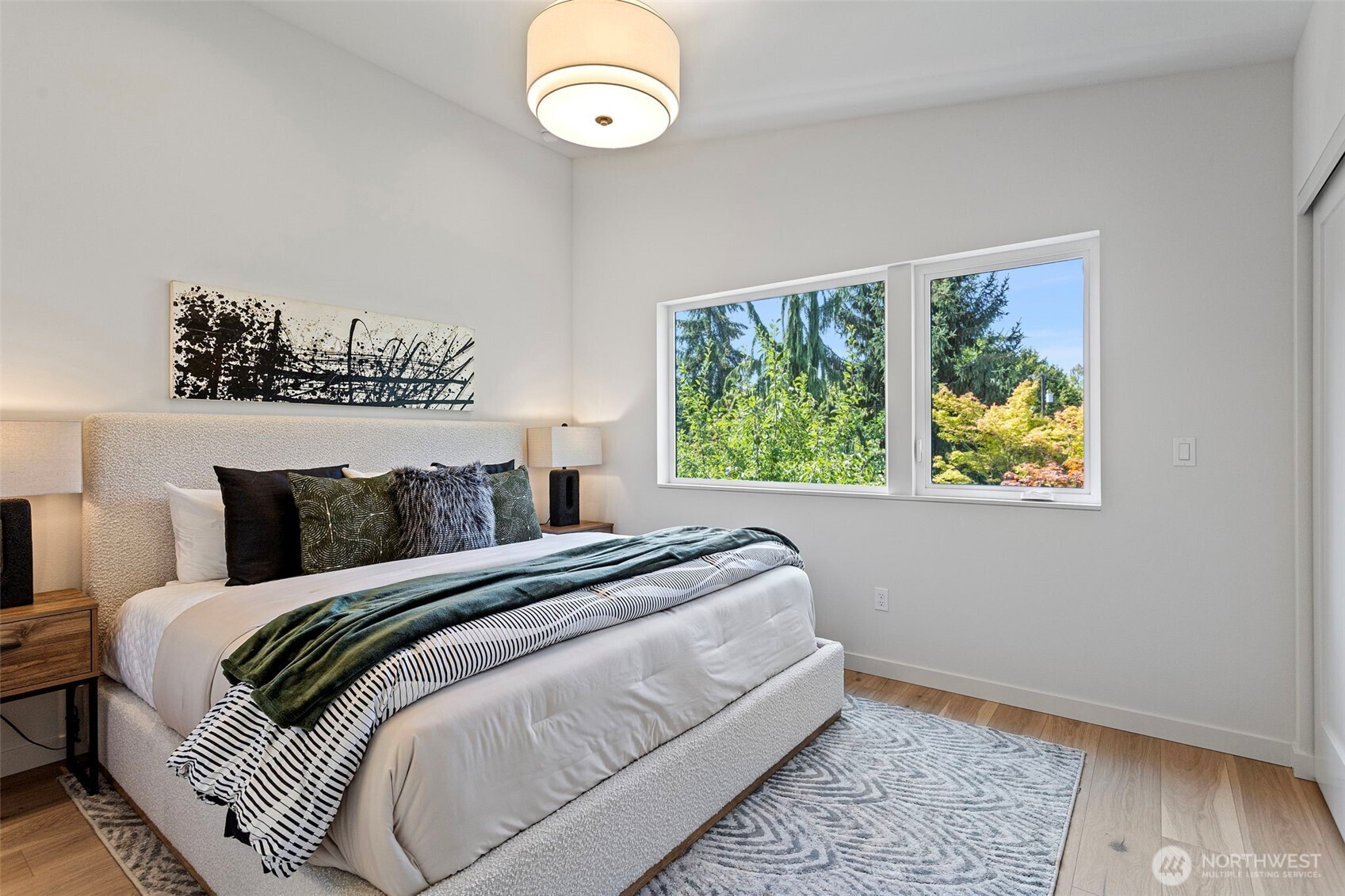 8039 Wallingford Avenue C Property Photo 16