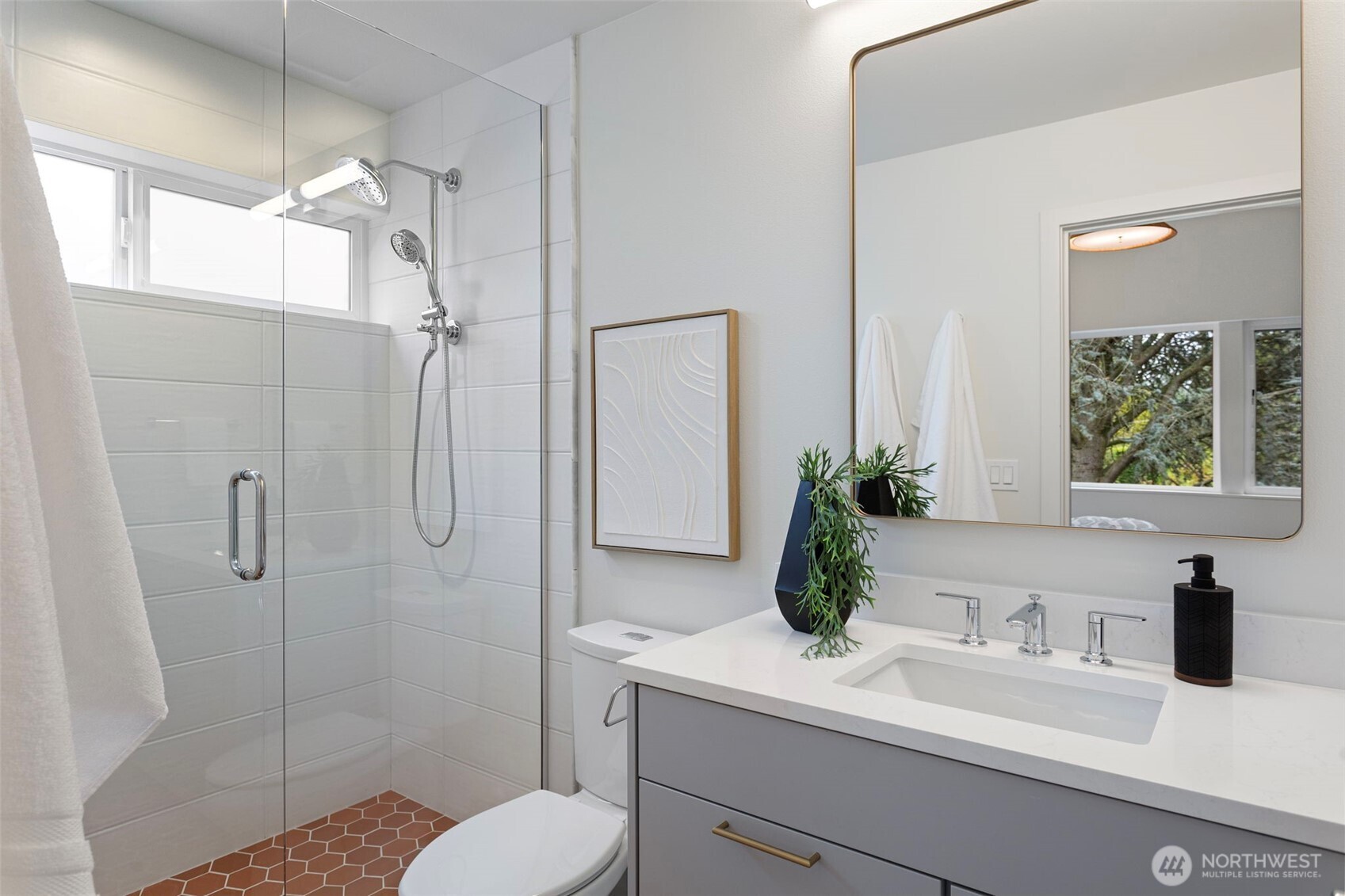 8039 Wallingford Avenue C Property Photo 21