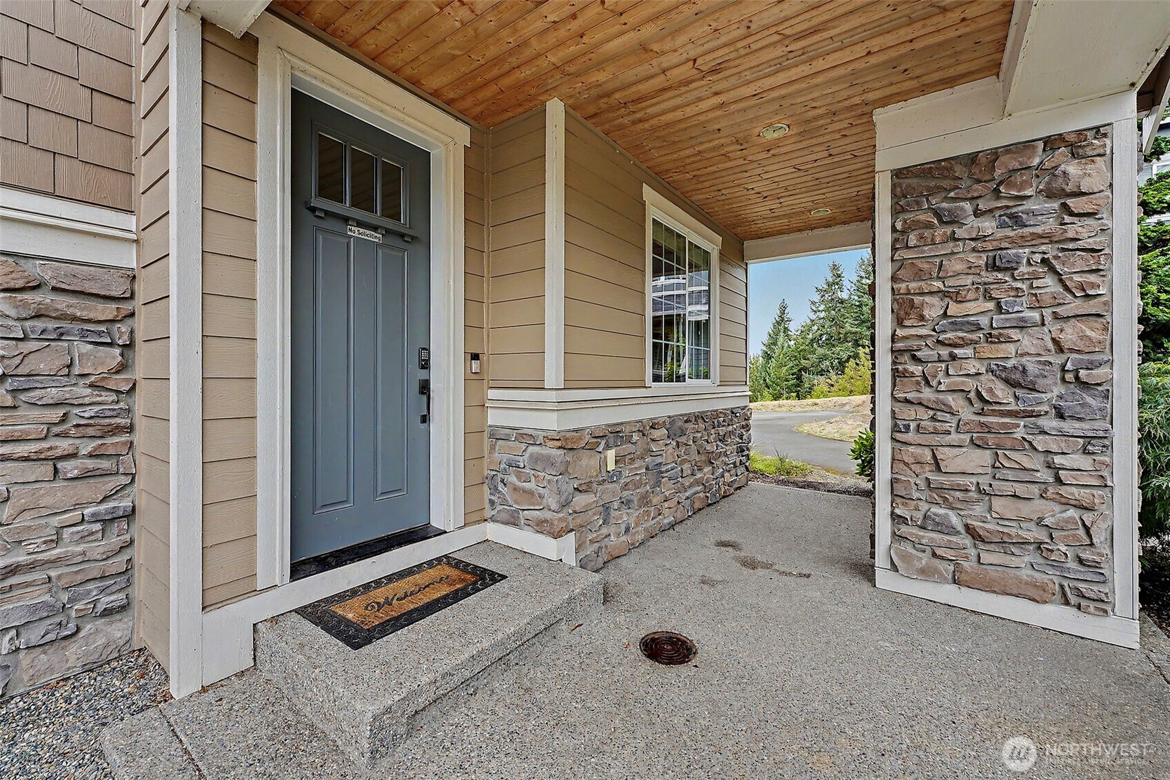 11402 175th Street Property Photo 2