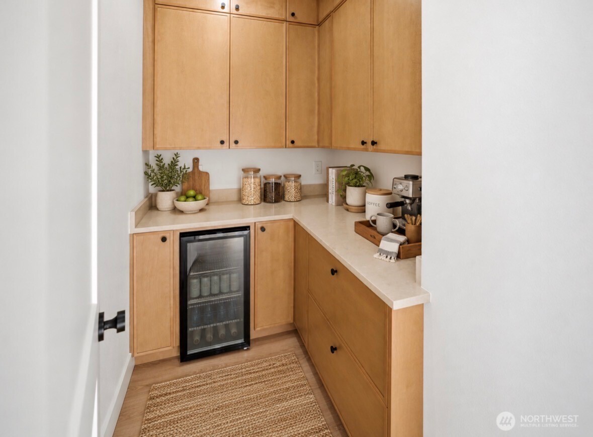 227 Parkside Place Property Photo 10