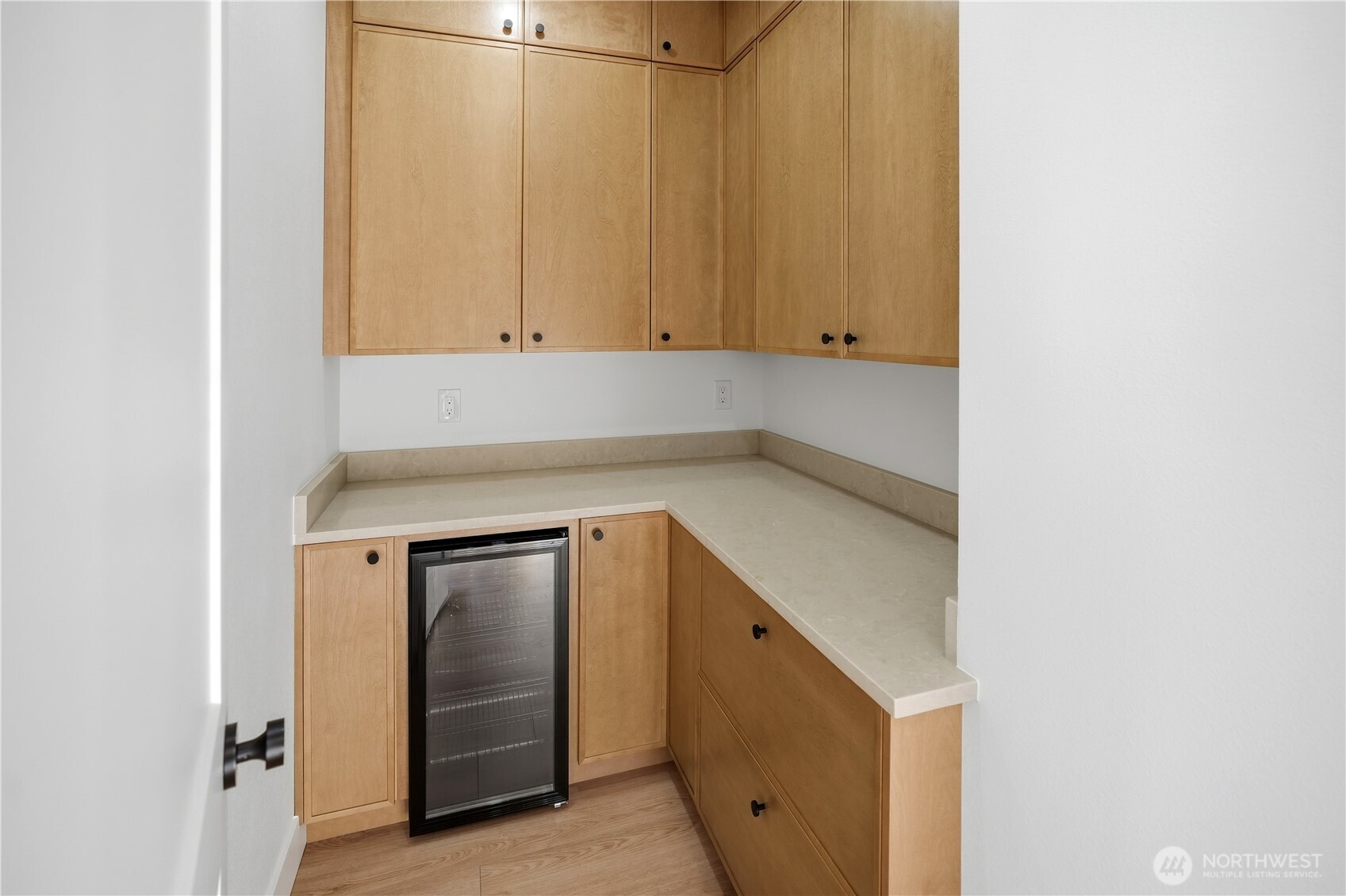 227 Parkside Place Property Photo 11