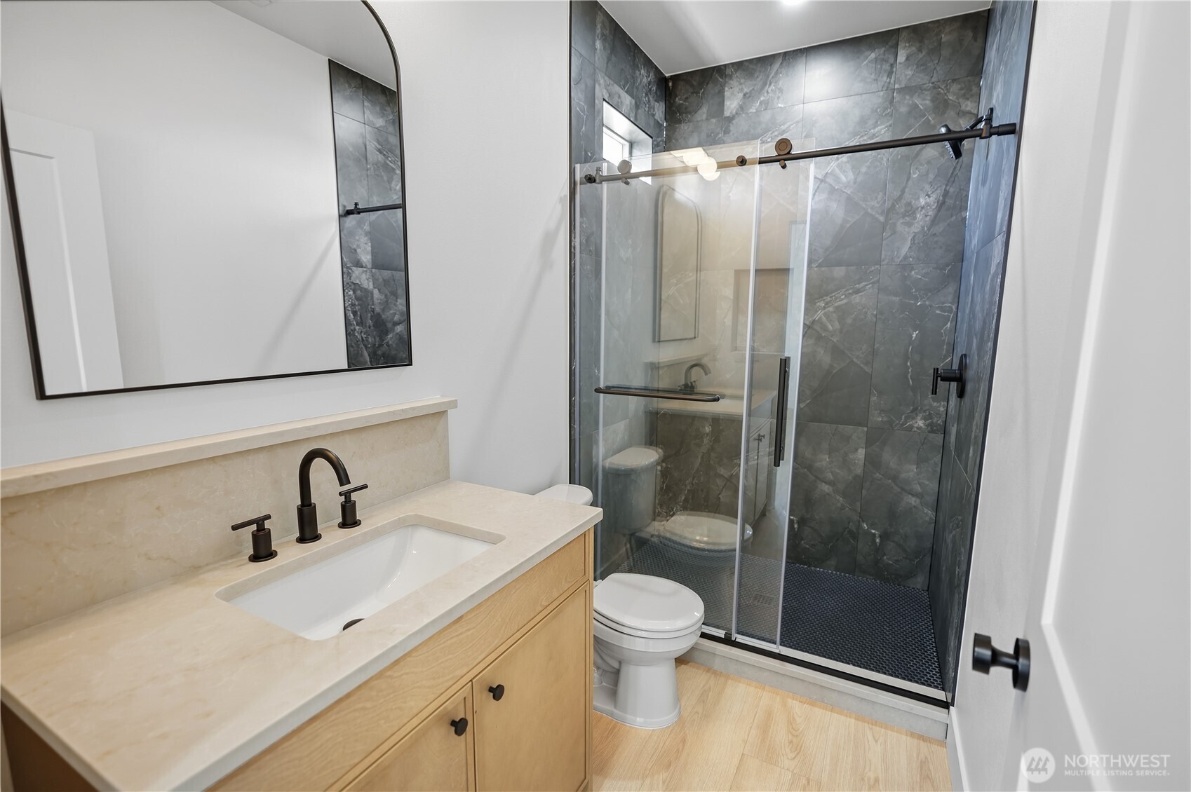 227 Parkside Place Property Photo 15