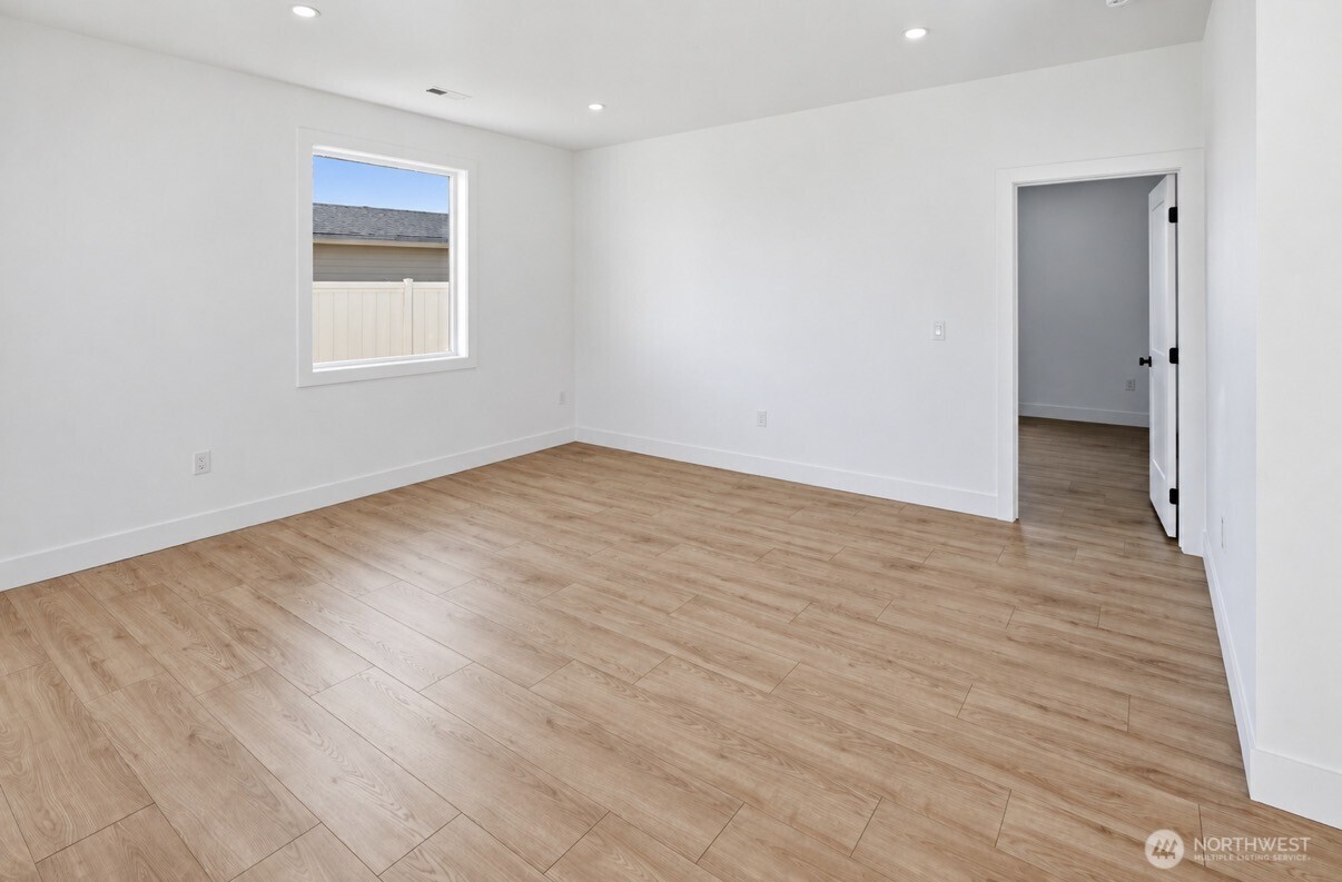 227 Parkside Place Property Photo 27
