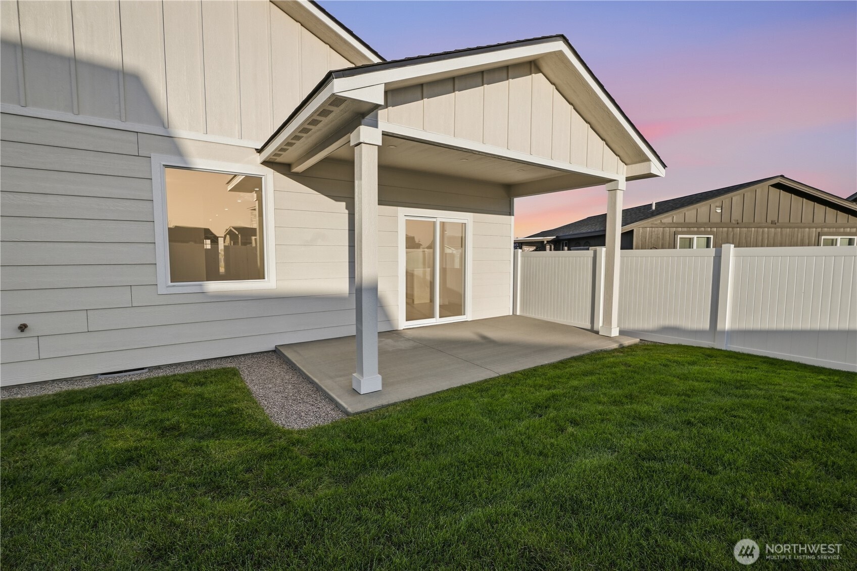 227 Parkside Place Property Photo 34