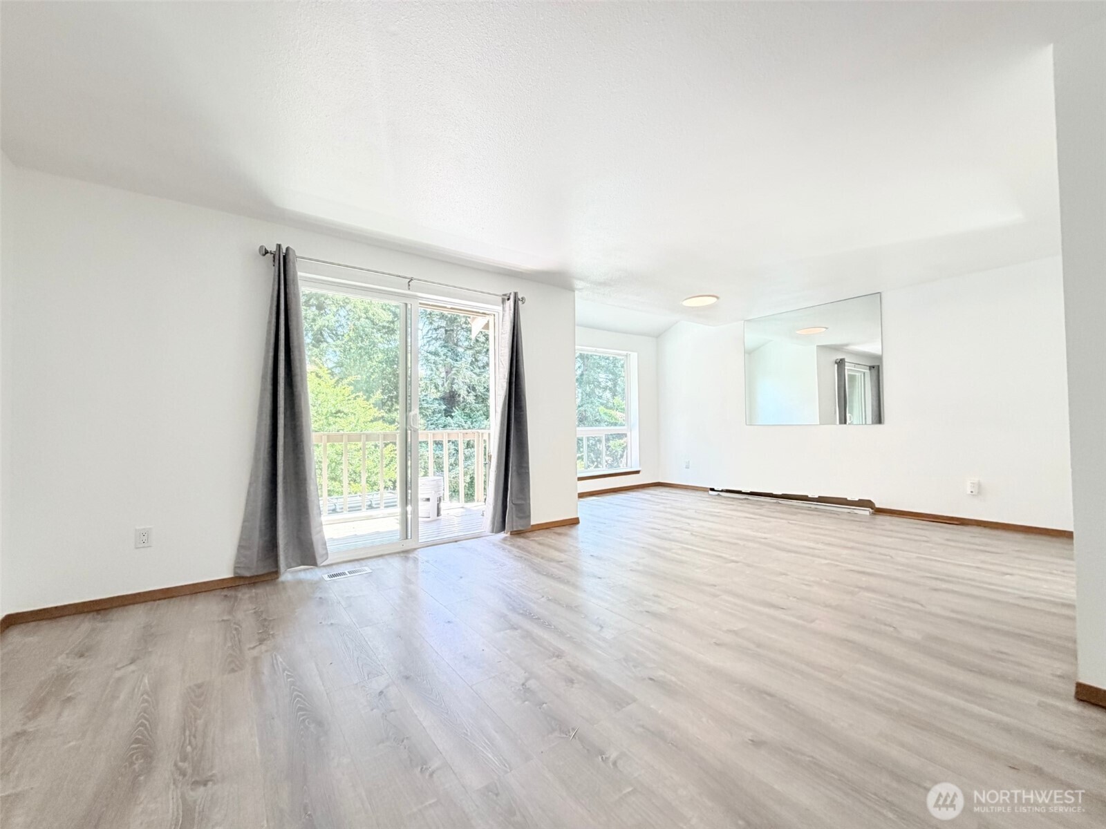 1311 -1317 Contra Costa Avenue Property Photo 9