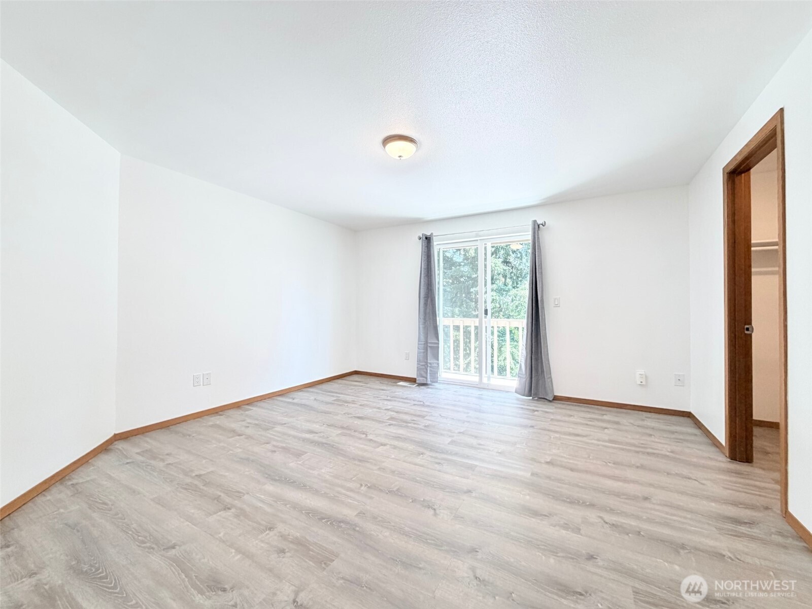 1311 -1317 Contra Costa Avenue Property Photo 14