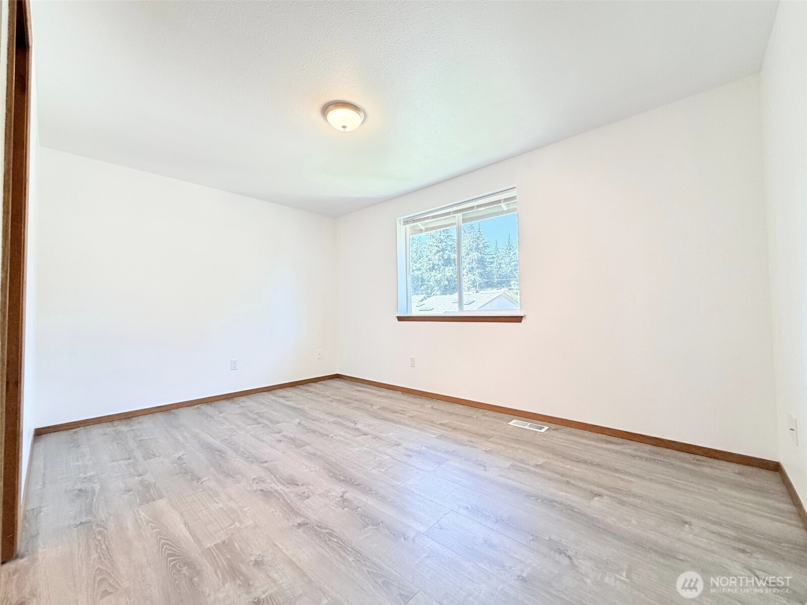 1311 -1317 Contra Costa Avenue Property Photo 18
