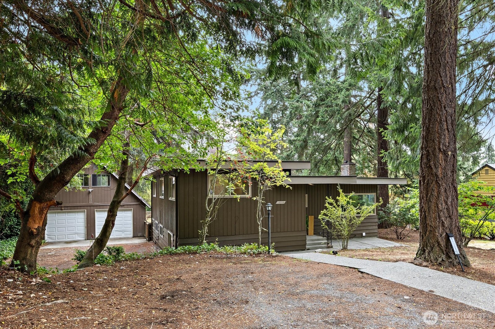 12216 12th Avenue Property Photo 1