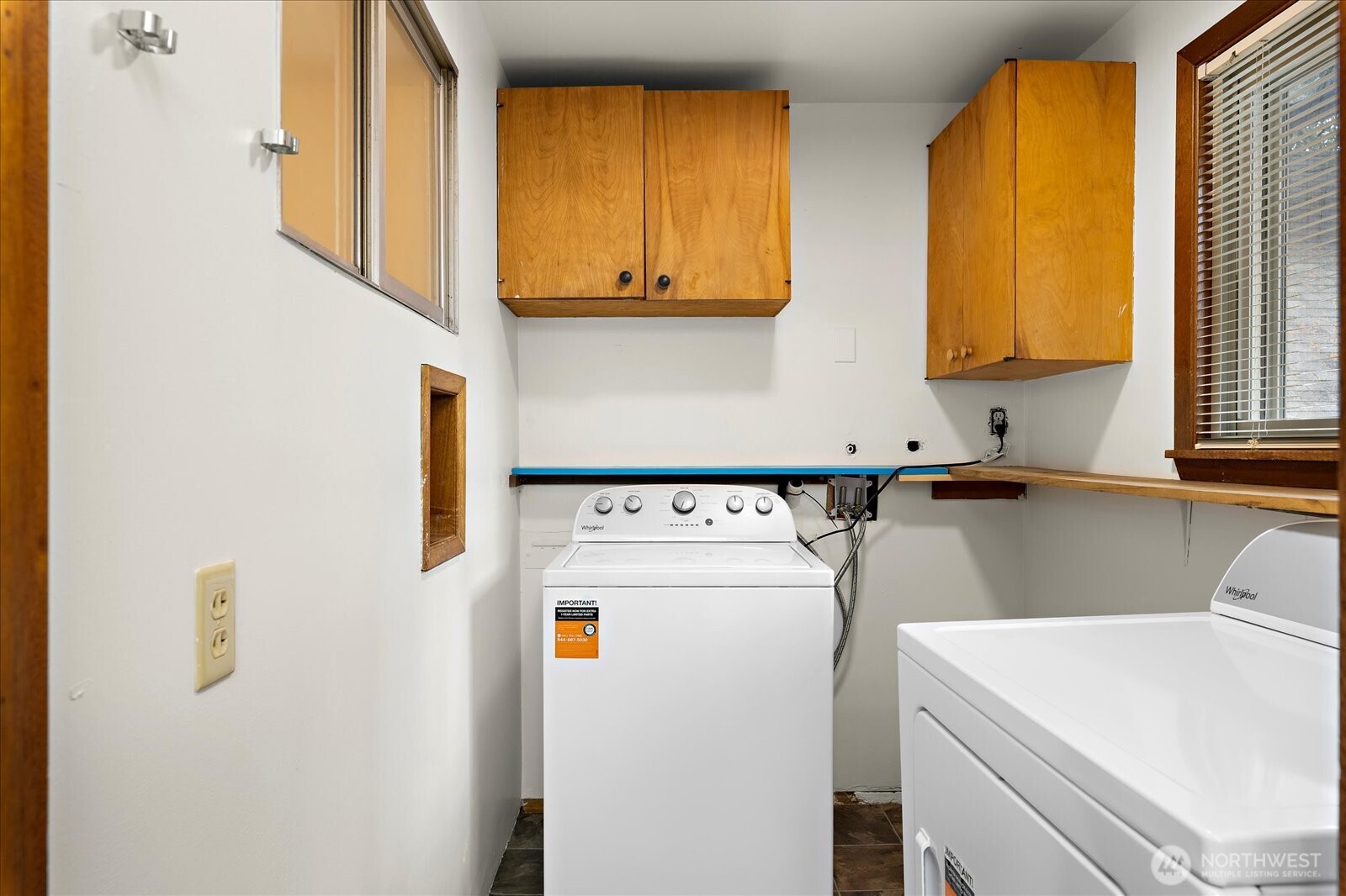 12216 12th Avenue Property Photo 12