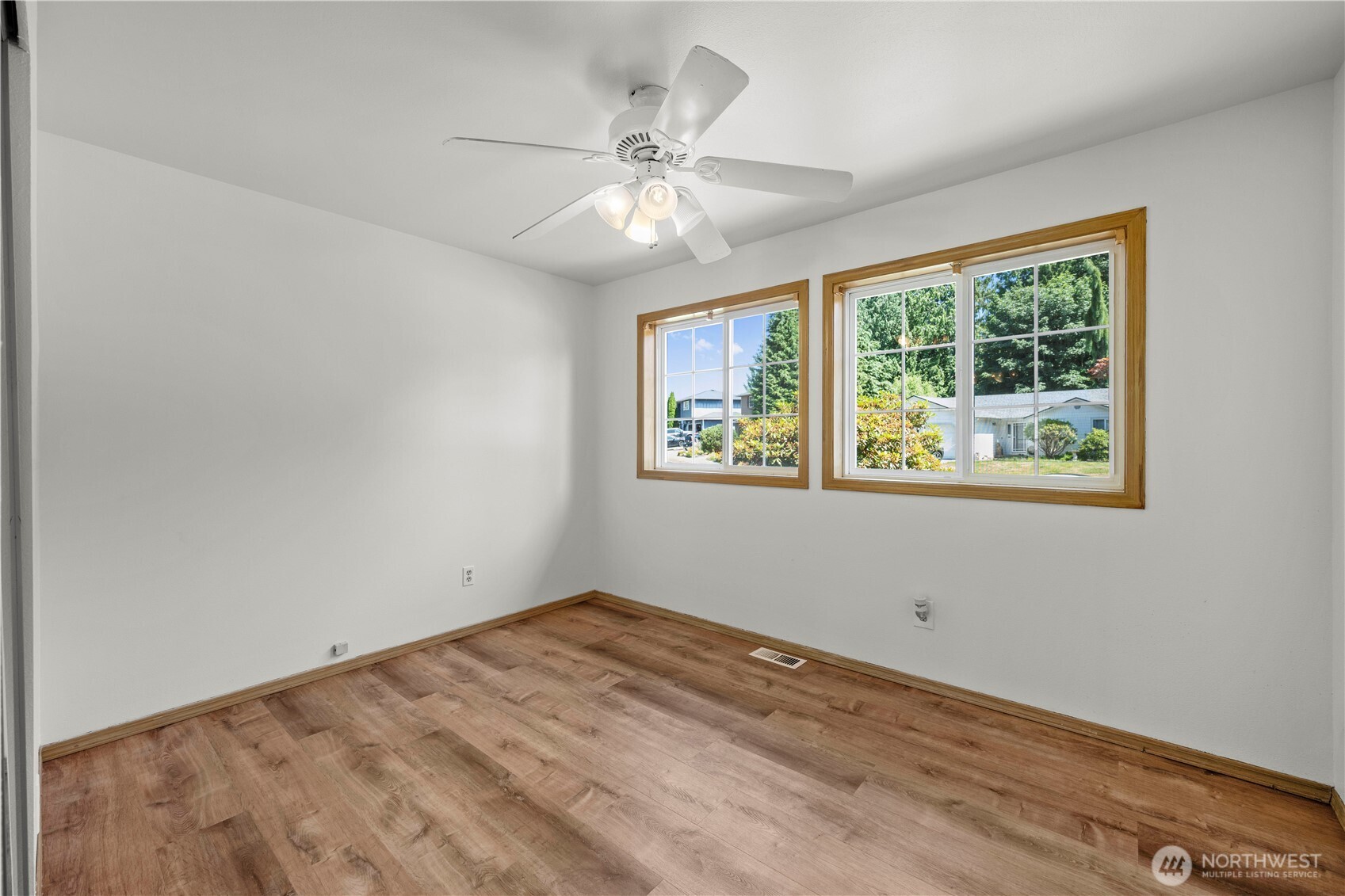 928 96th Avenue Property Photo 24