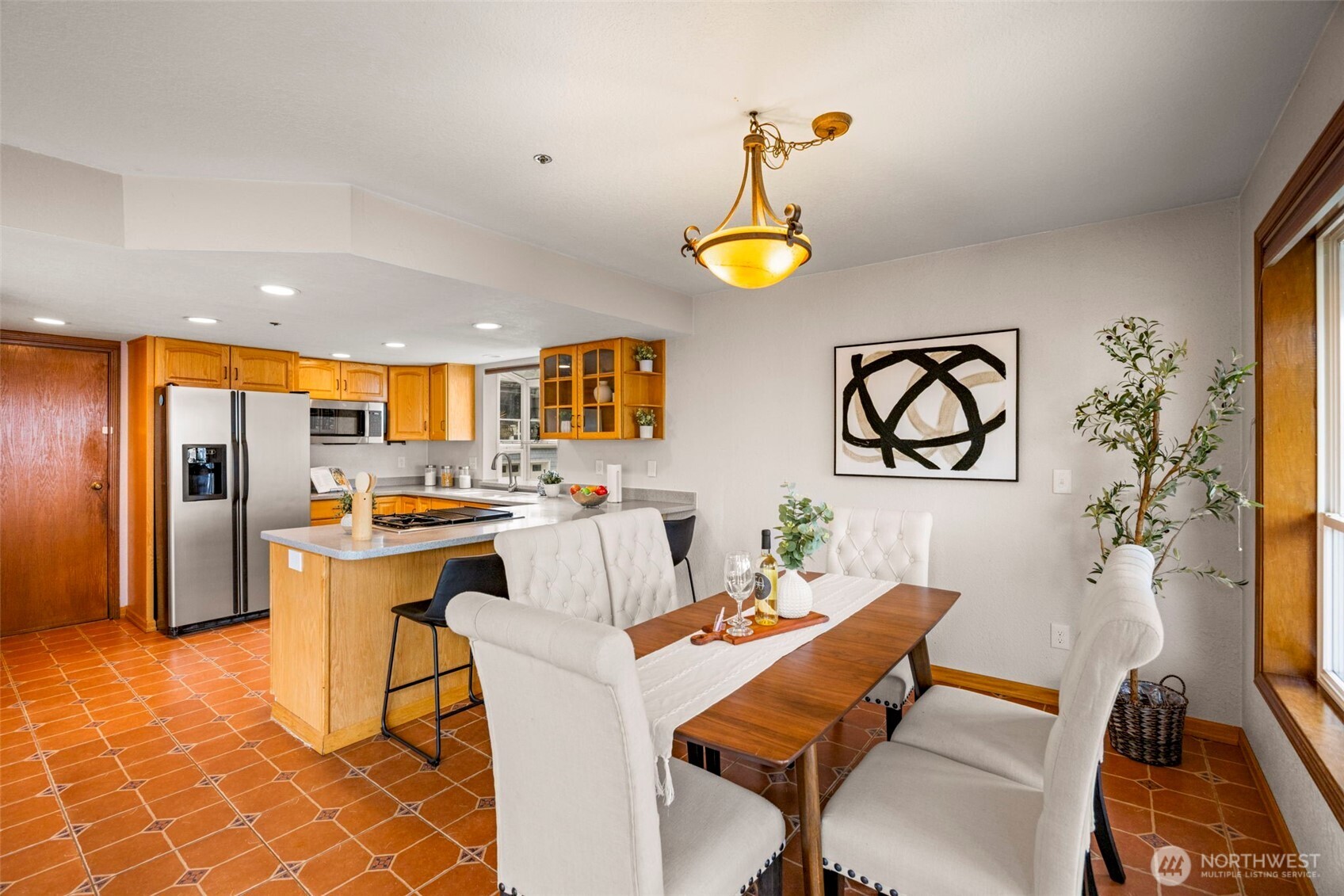 12205 Shorewood Drive Property Photo 11