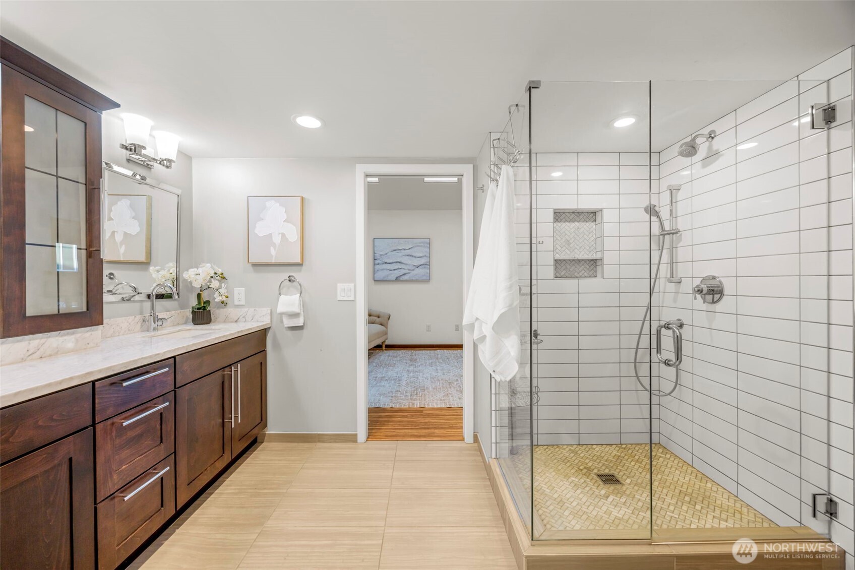 12205 Shorewood Drive Property Photo 18