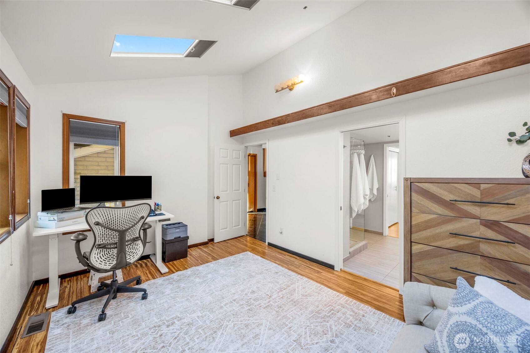 12205 Shorewood Drive Property Photo 20