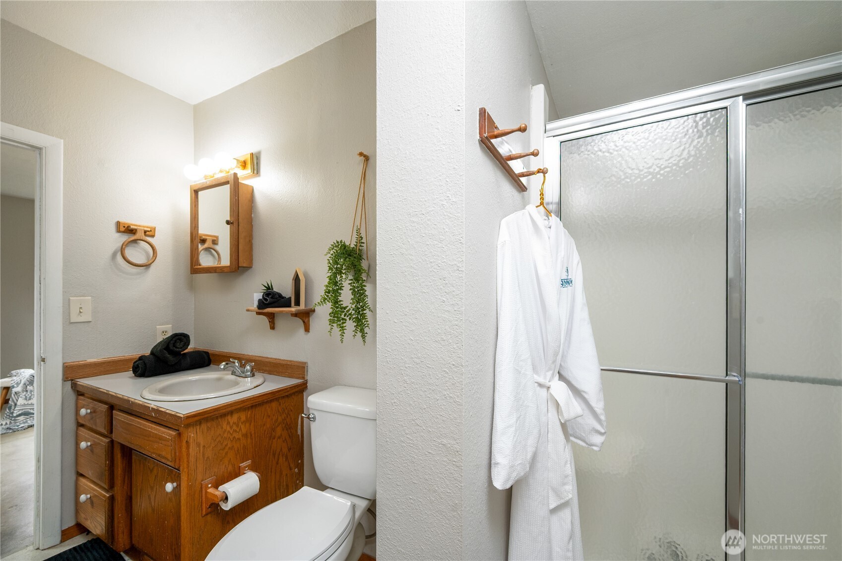 4924 Northwest Drive Property Photo 17