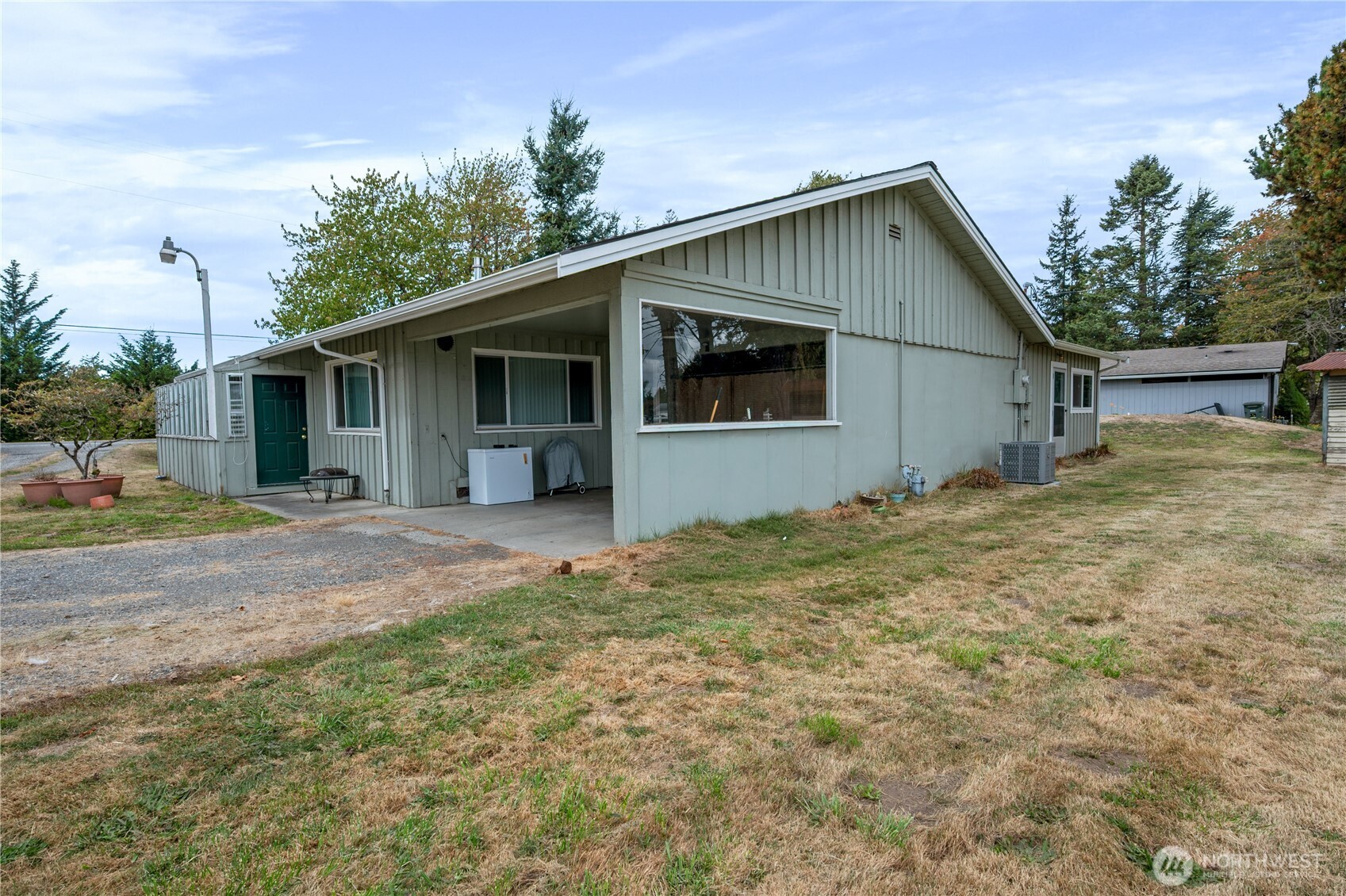 4924 Northwest Drive Property Photo 31