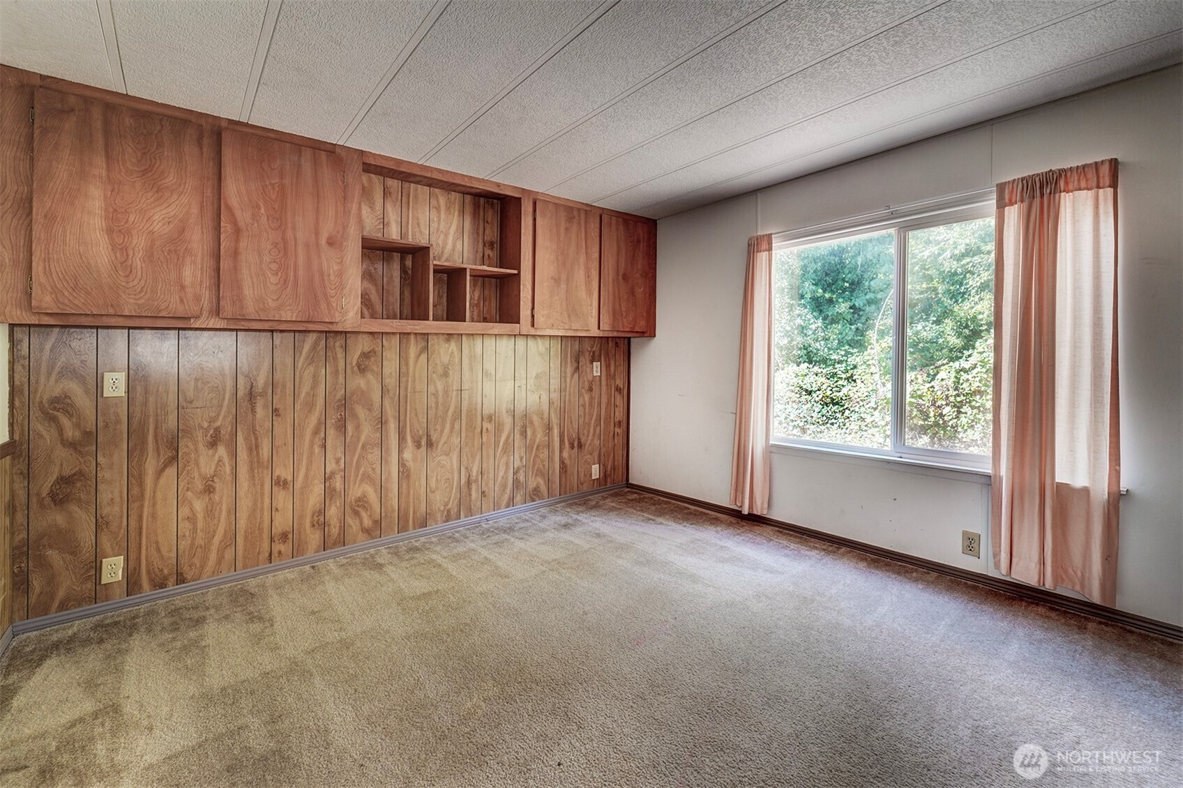 2321 Ne Sylvan Way Property Photo 6