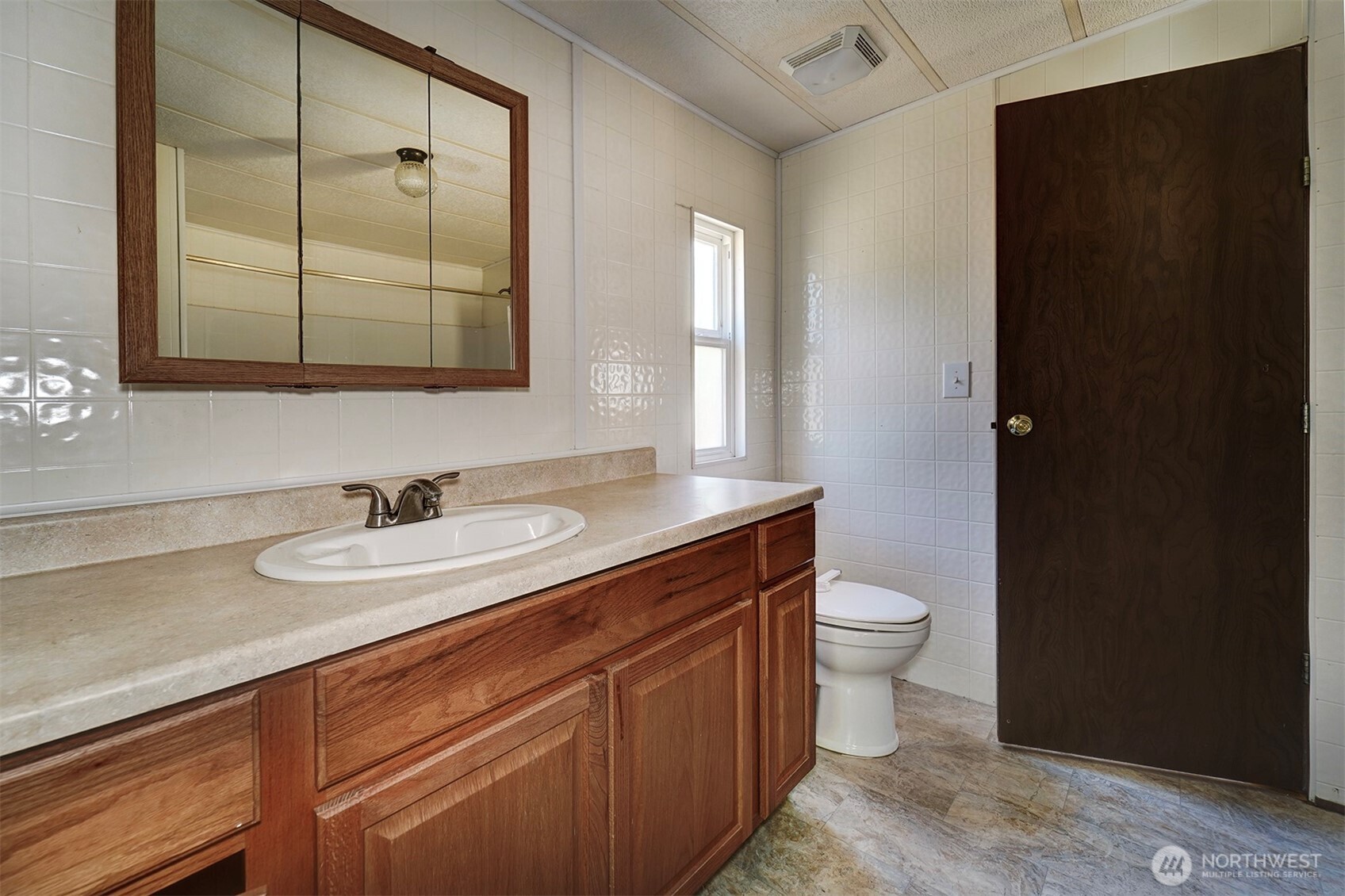 2321 Ne Sylvan Way Property Photo 13