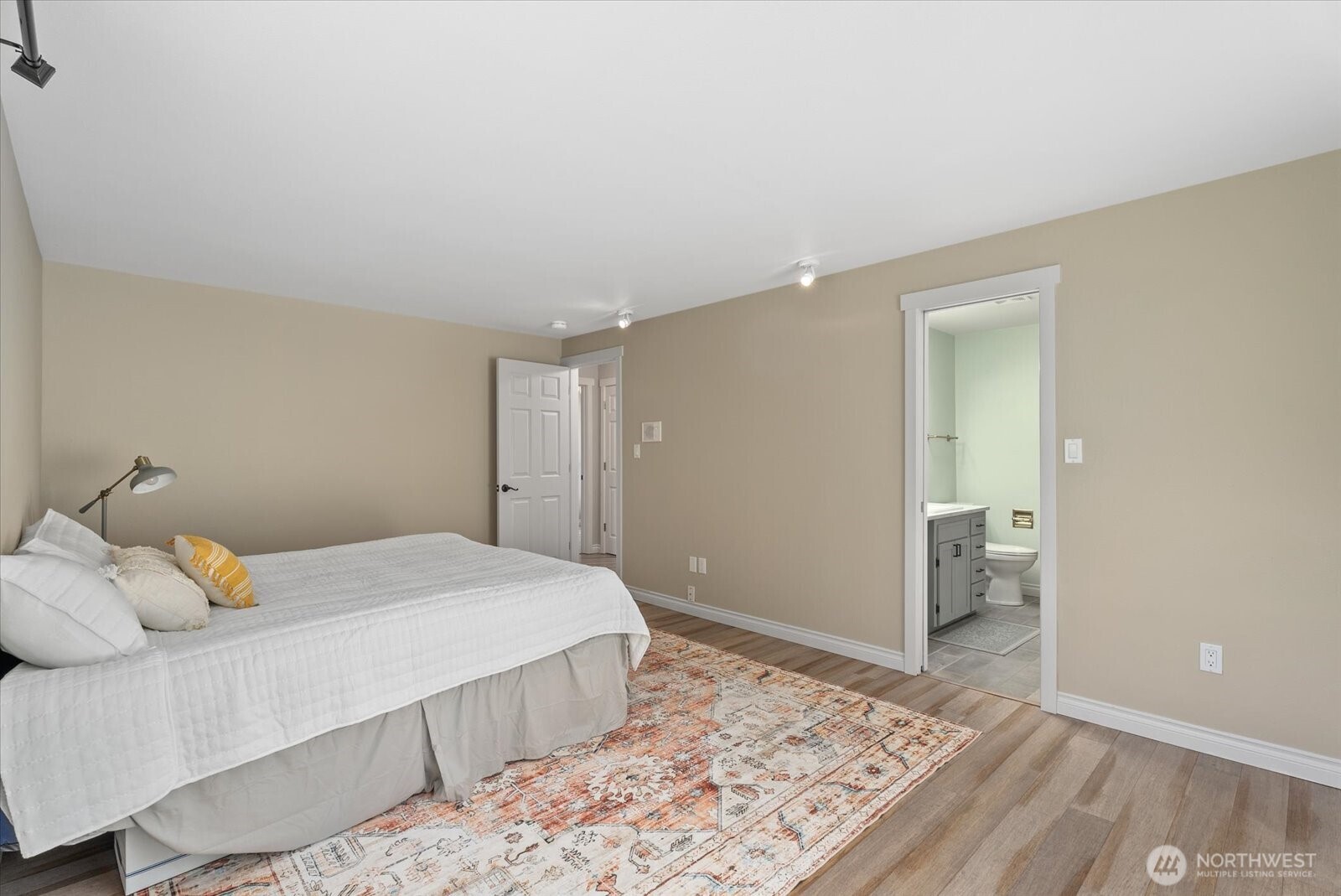 3209 102nd Avenue Property Photo 14