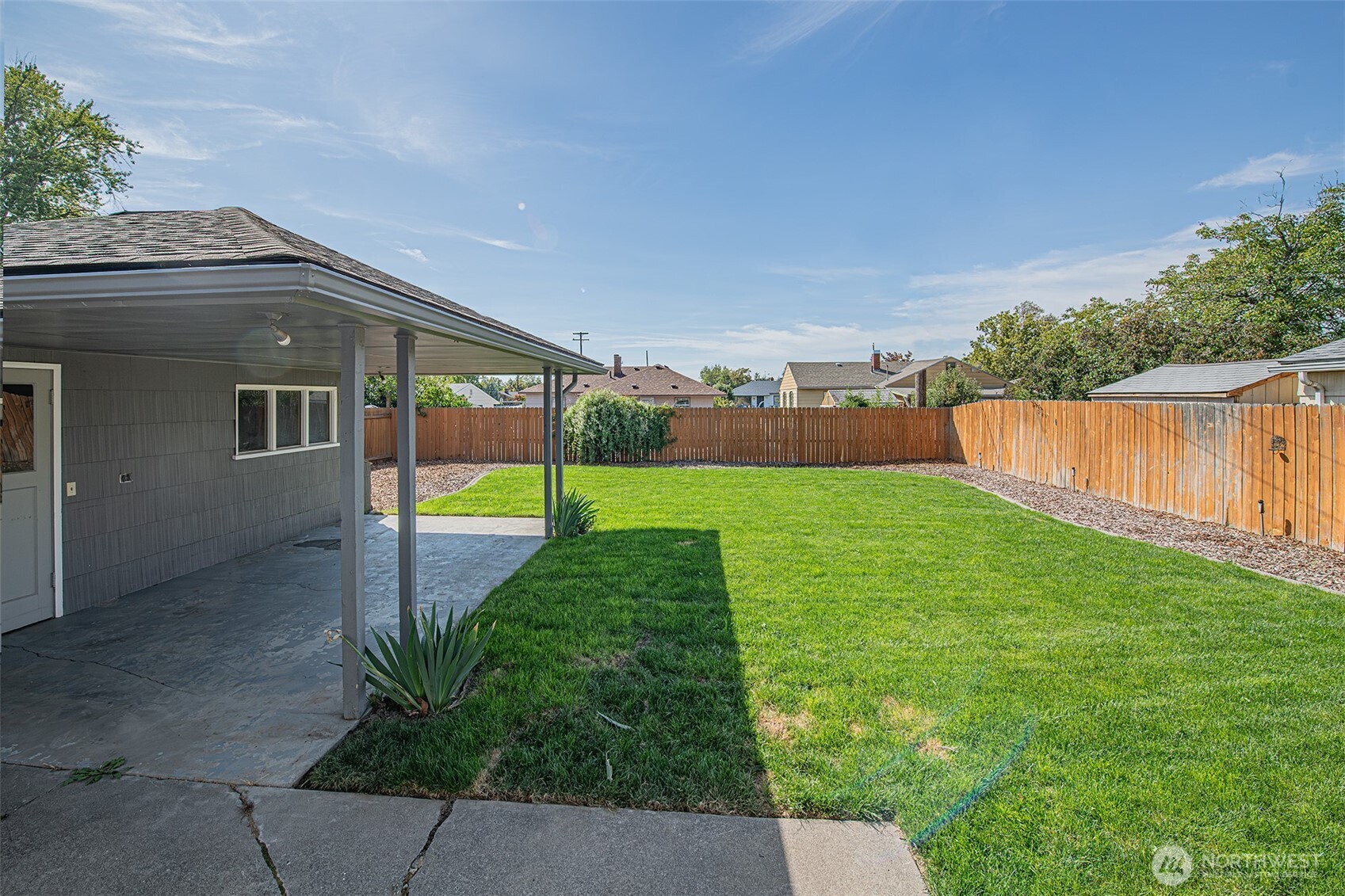 105 Francis Drive Property Photo 3