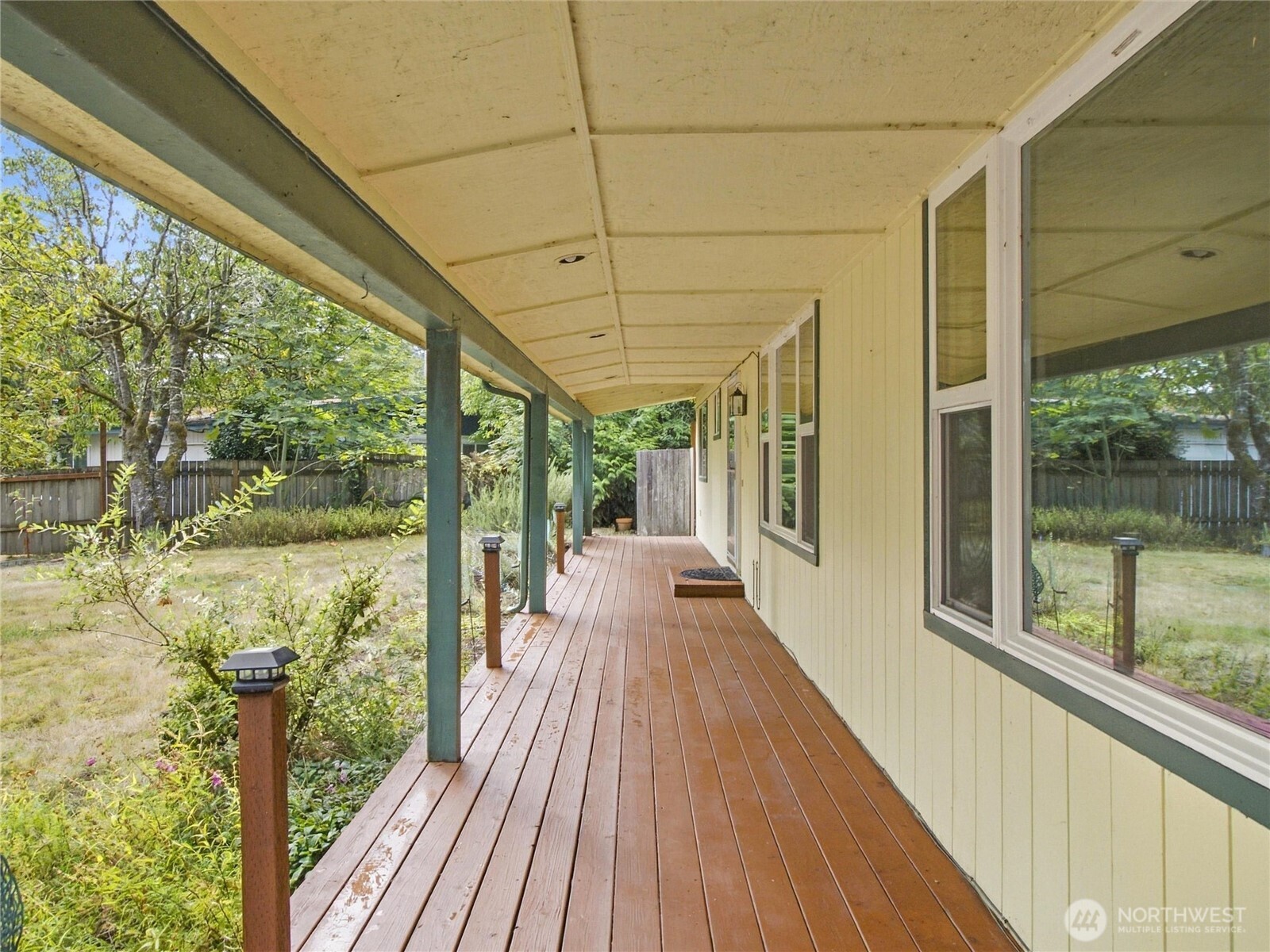 7738 Long Lake Court Property Photo 4