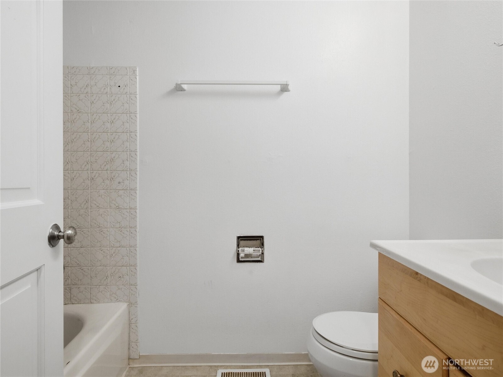 7738 Long Lake Court Property Photo 21