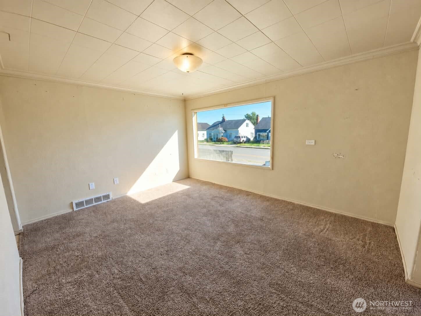 2905 Simpson Avenue Property Photo 5