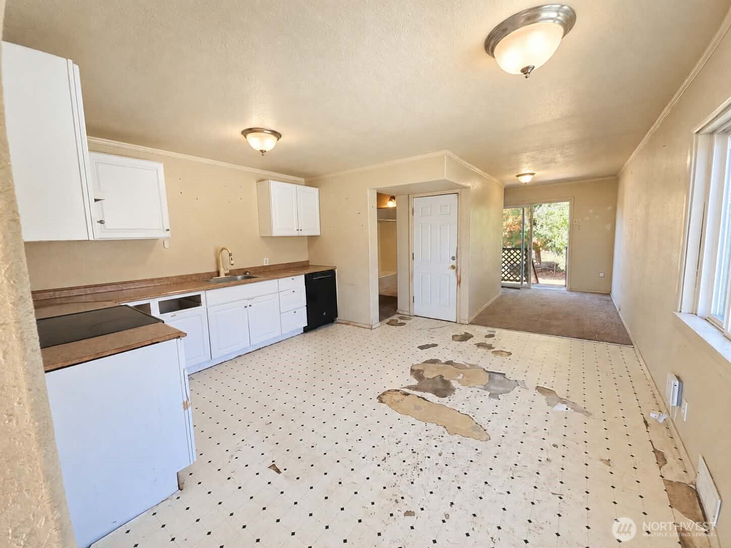 2905 Simpson Avenue Property Photo 6