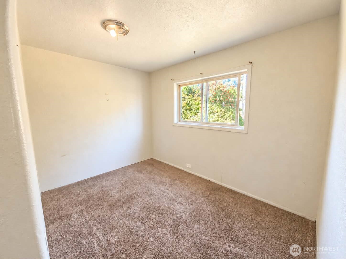2905 Simpson Avenue Property Photo 9