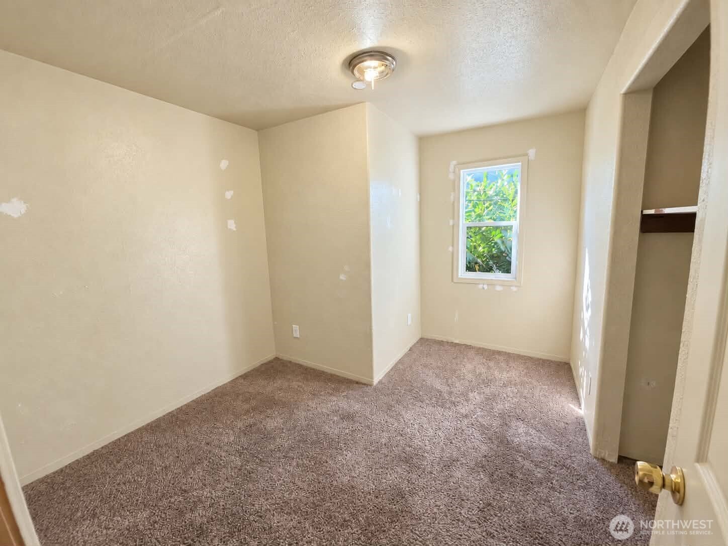 2905 Simpson Avenue Property Photo 12