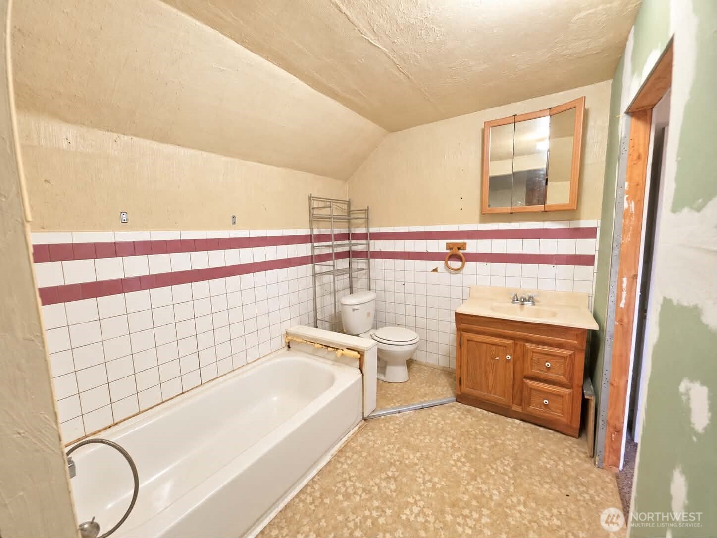 2905 Simpson Avenue Property Photo 19