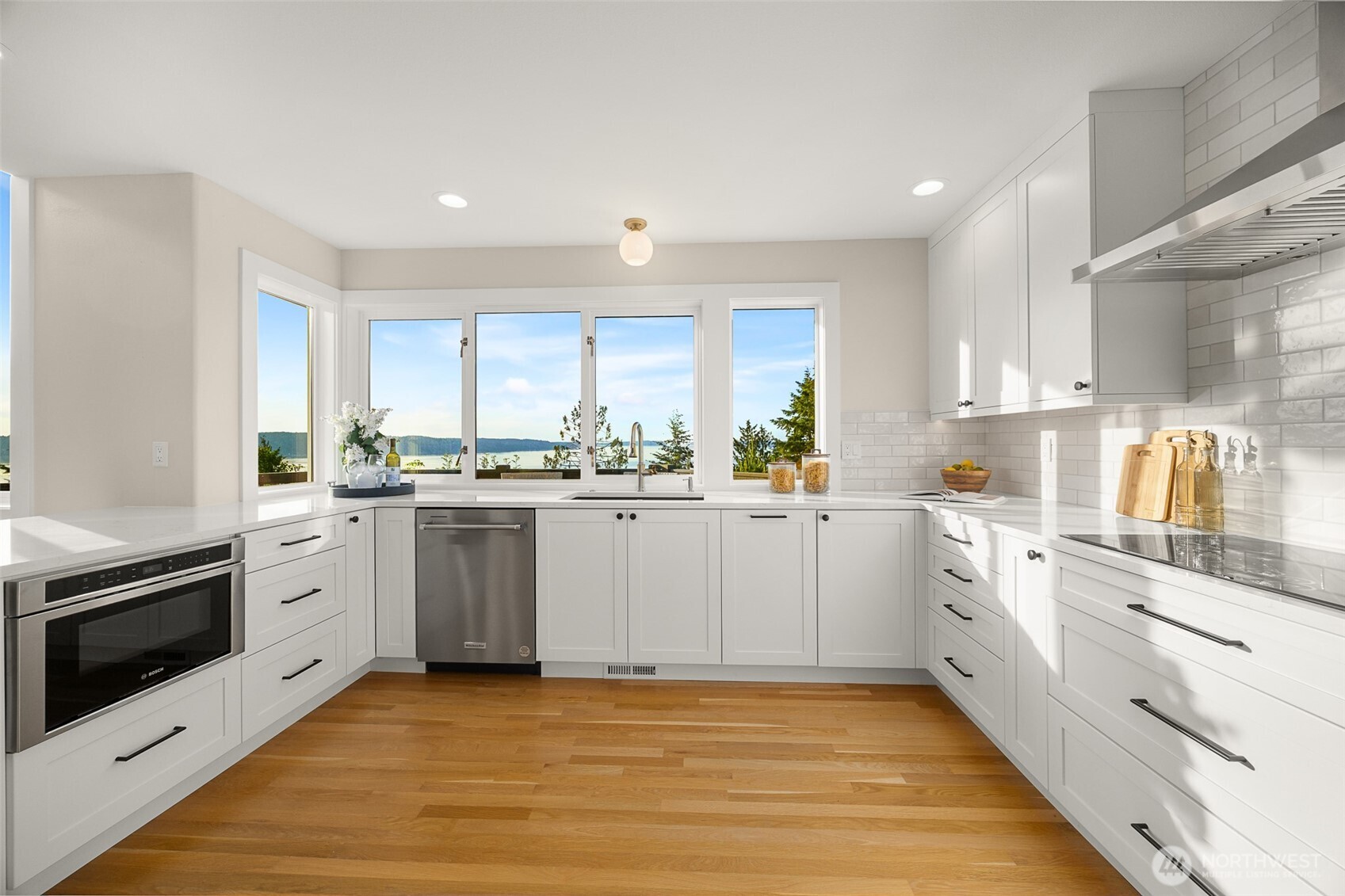 6117 92nd Street Property Photo 10