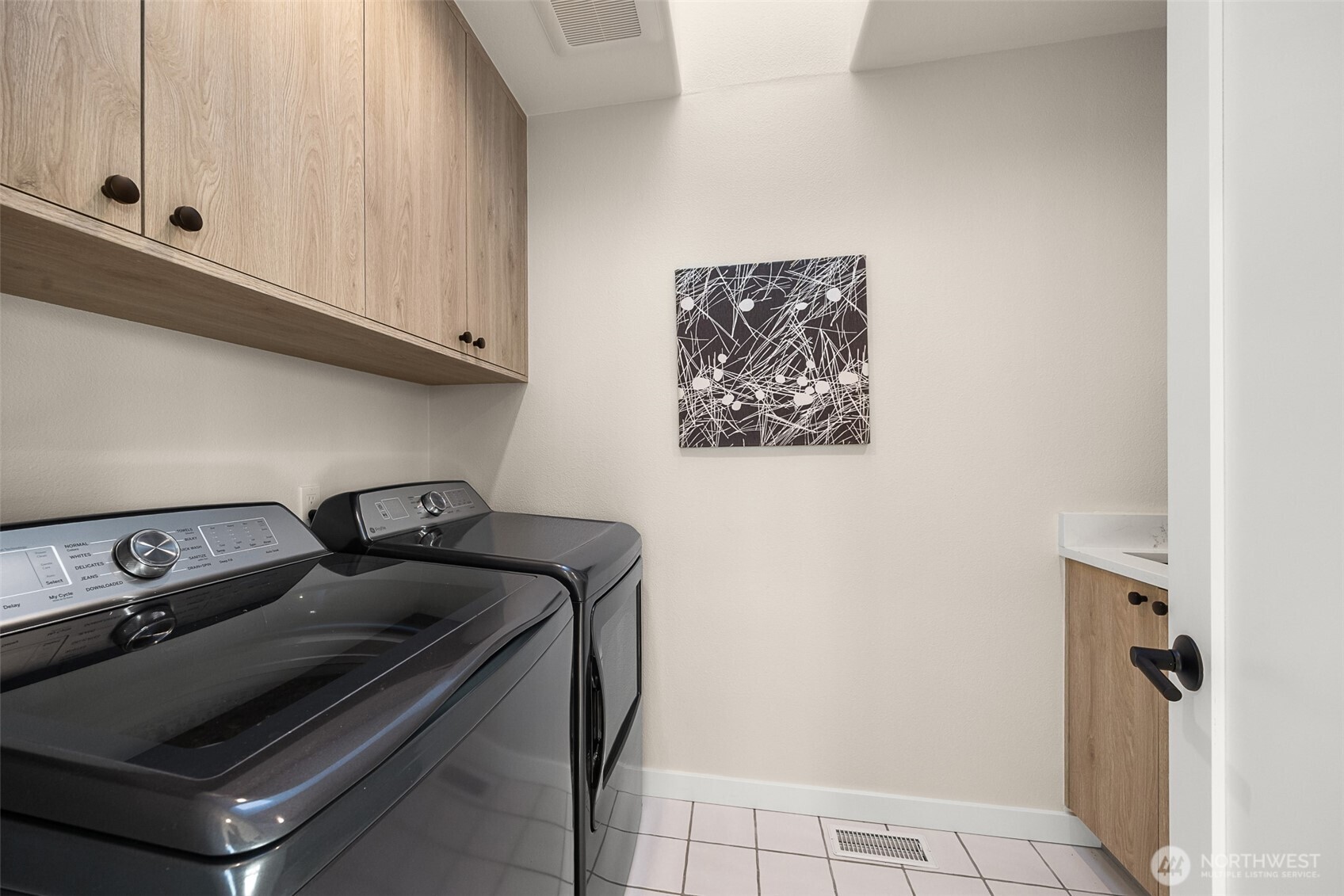 6117 92nd Street Property Photo 15