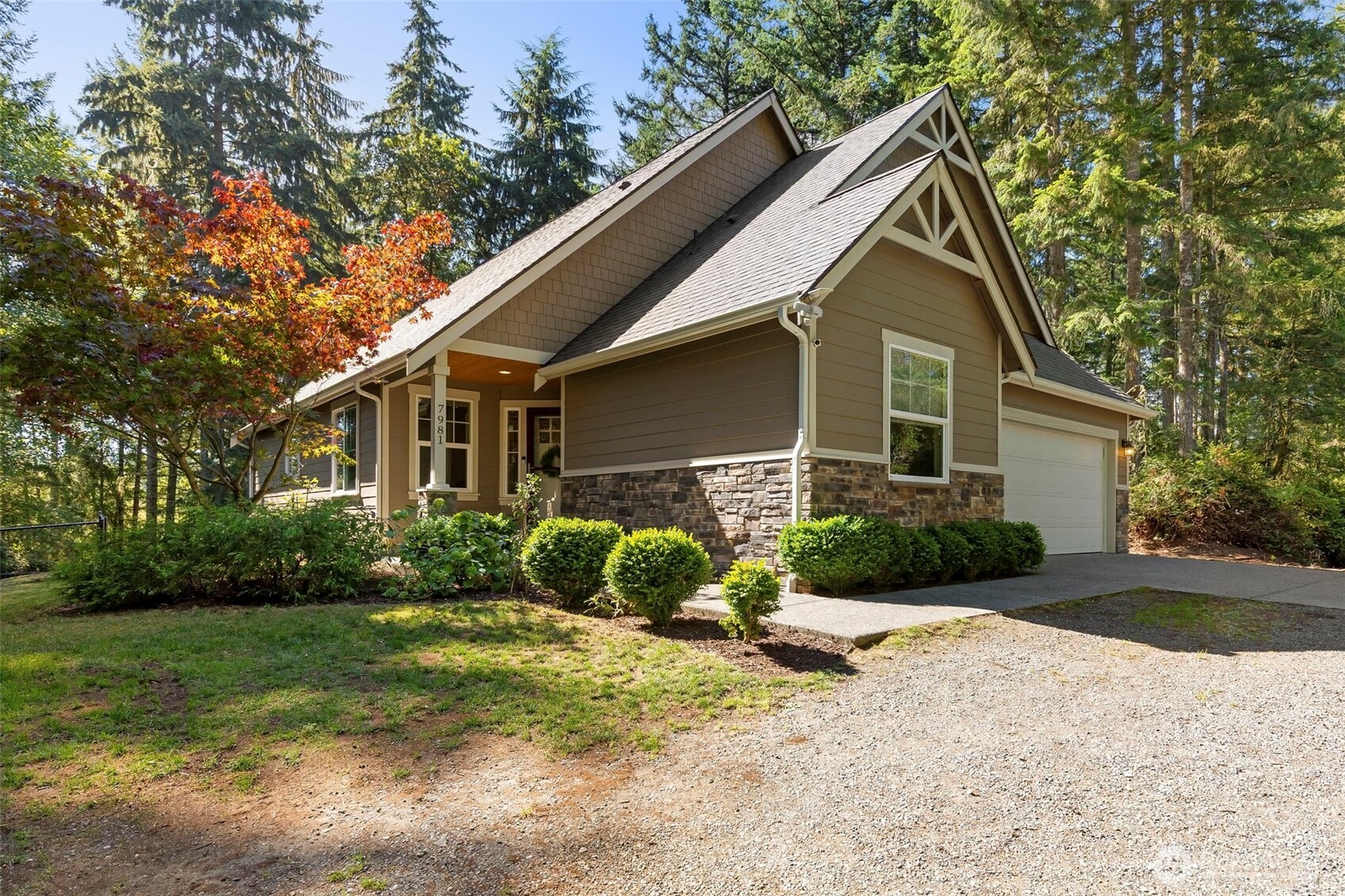 7981 Se Mossy Pond Court Property Photo 1