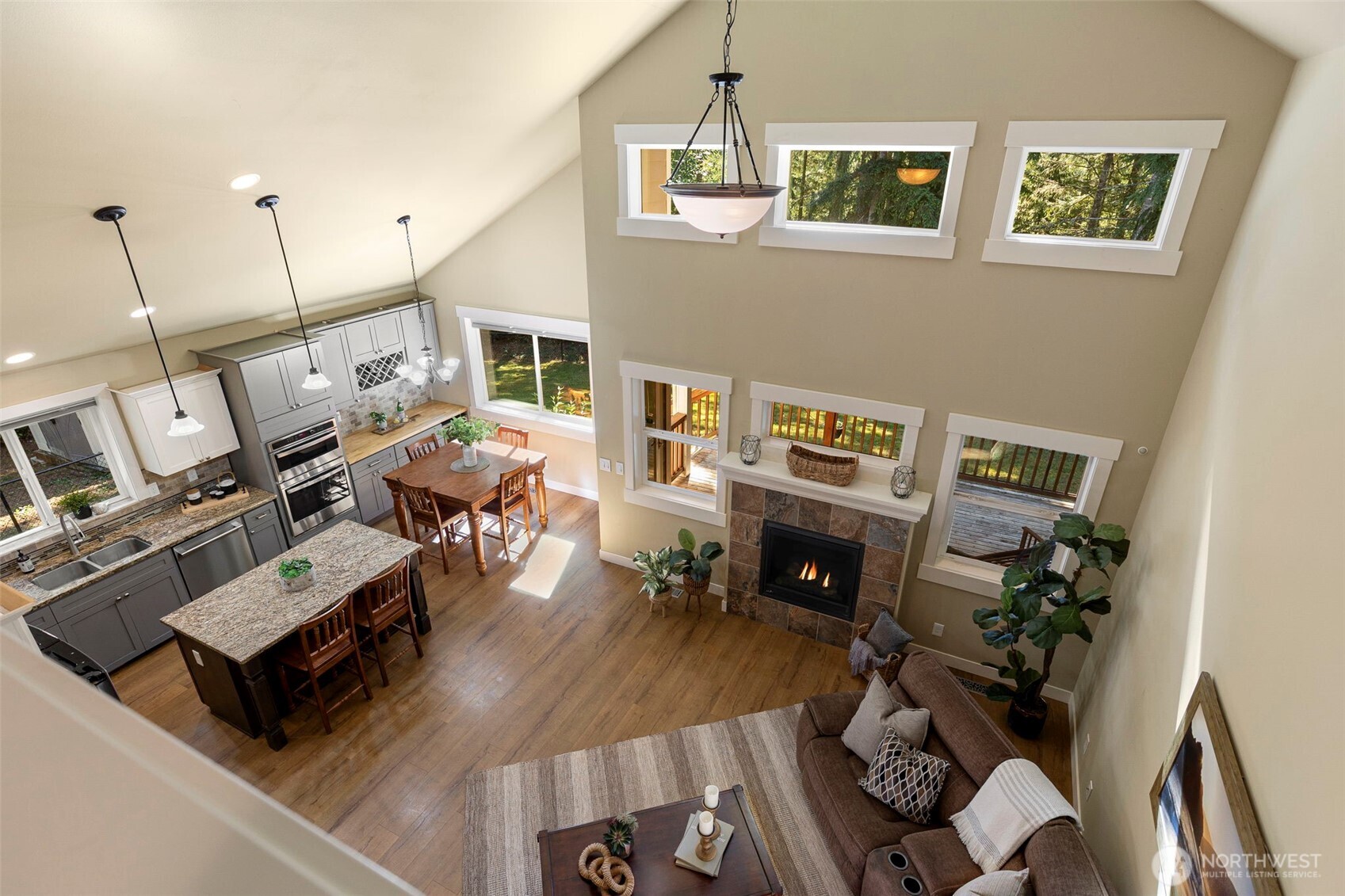 7981 Se Mossy Pond Court Property Photo 6