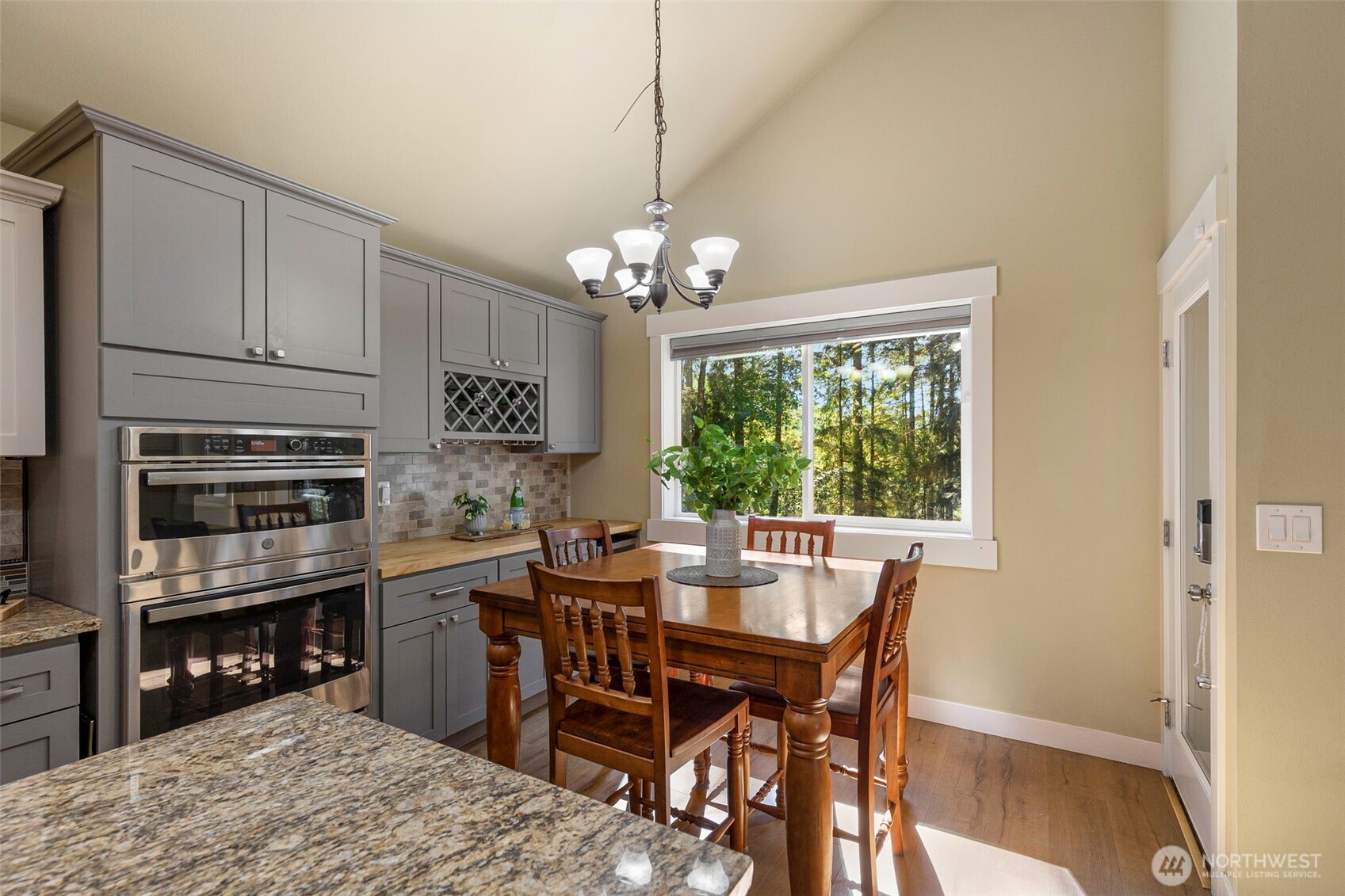 7981 Se Mossy Pond Court Property Photo 15