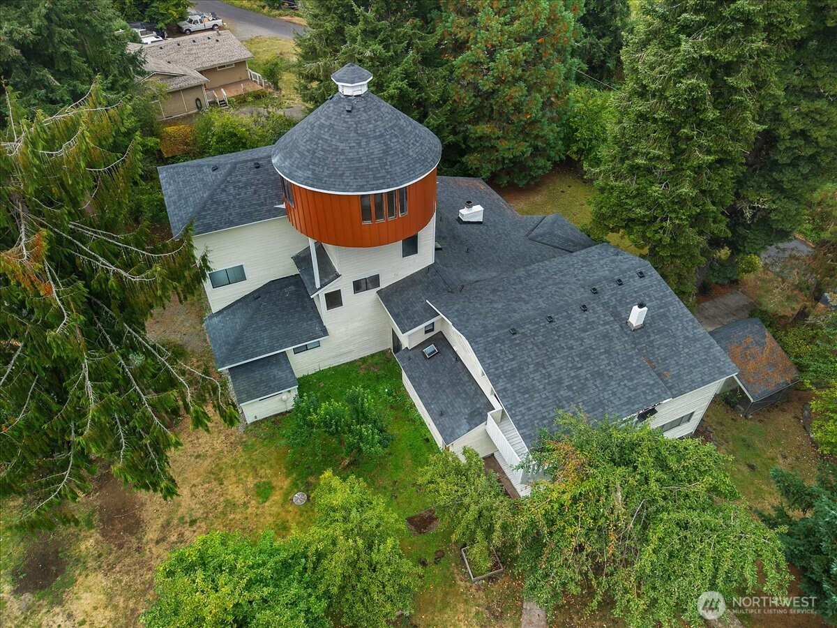 1497 Old Military Road Property Photo 1