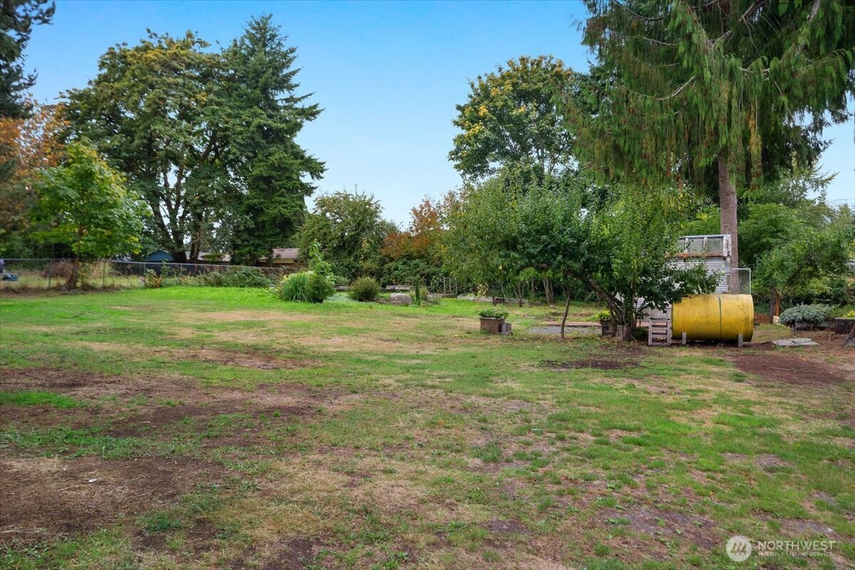 1497 Old Military Road Property Photo 6