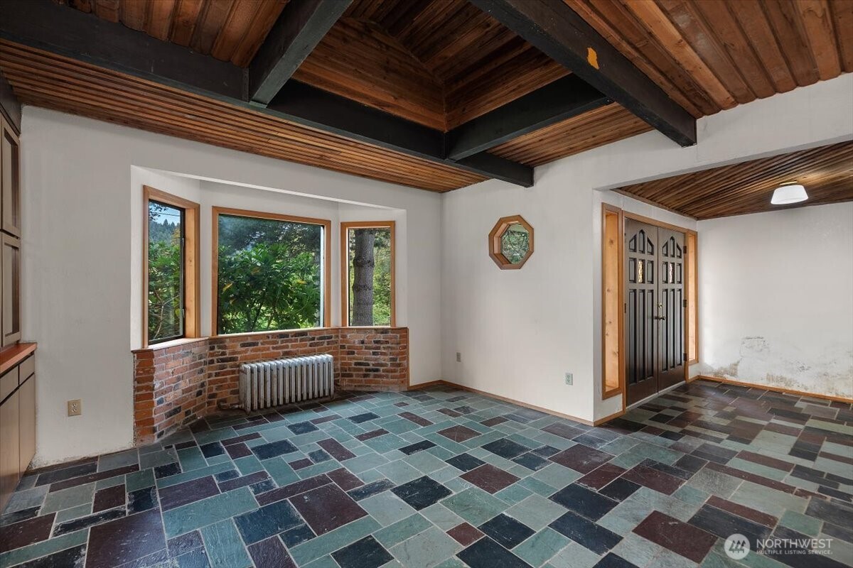 1497 Old Military Road Property Photo 7