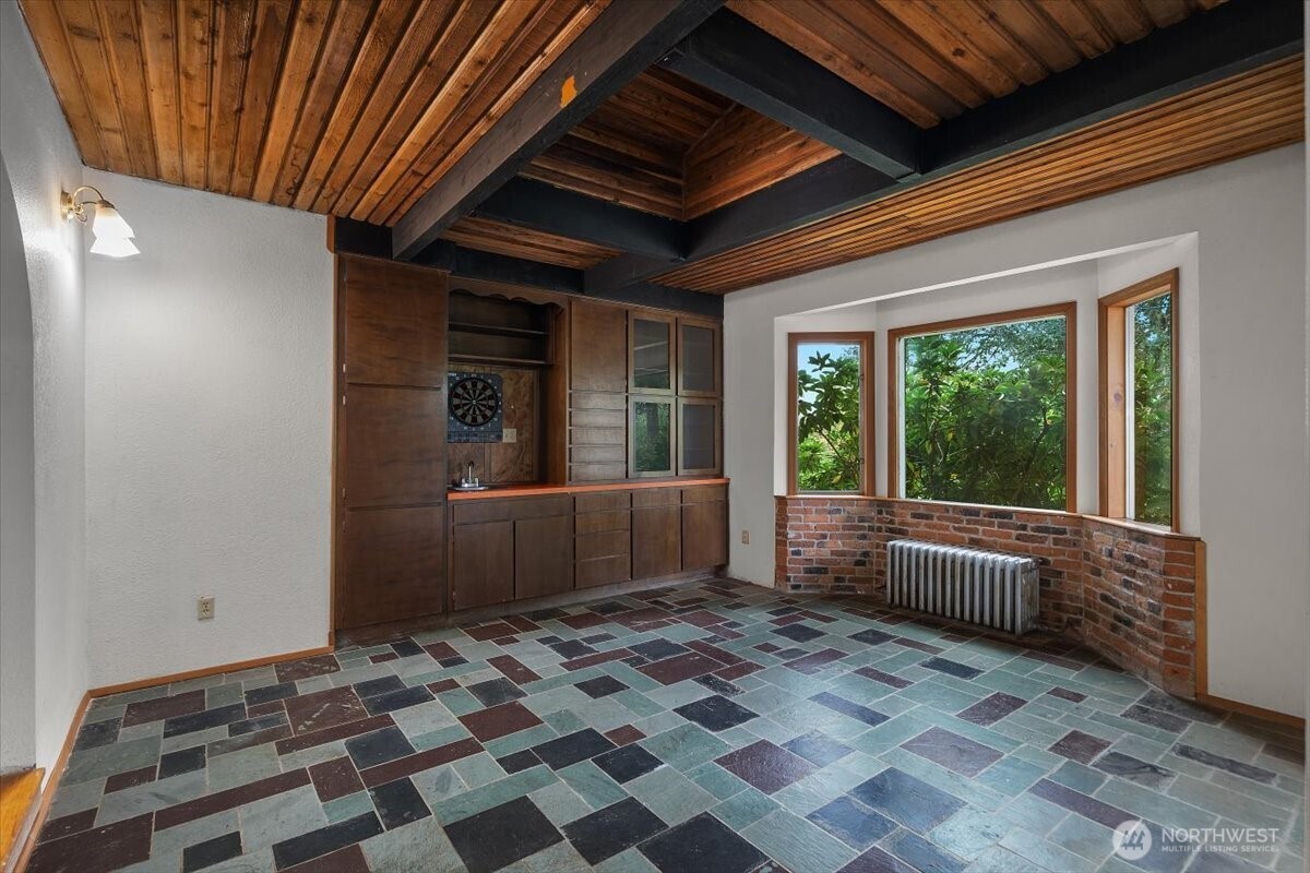 1497 Old Military Road Property Photo 8