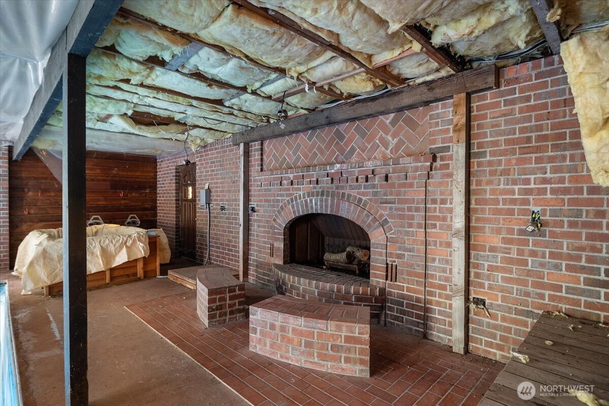 1497 Old Military Road Property Photo 20