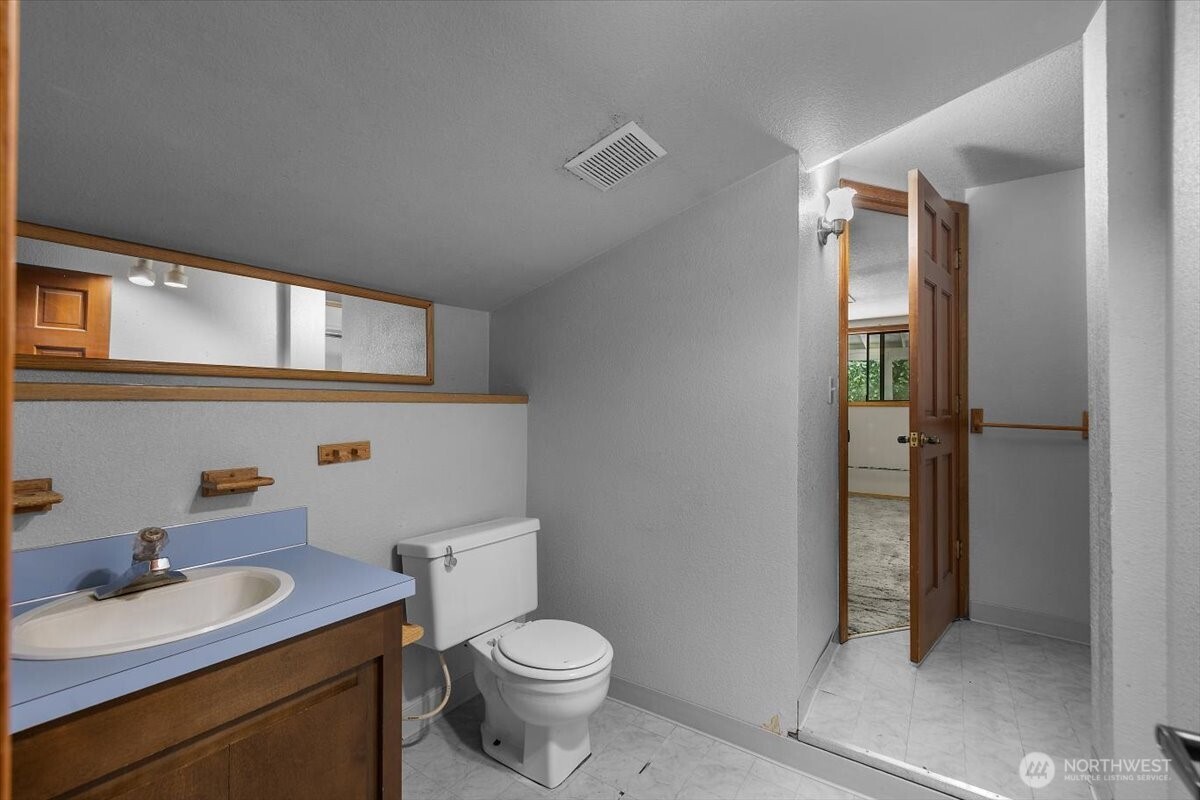 1497 Old Military Road Property Photo 28