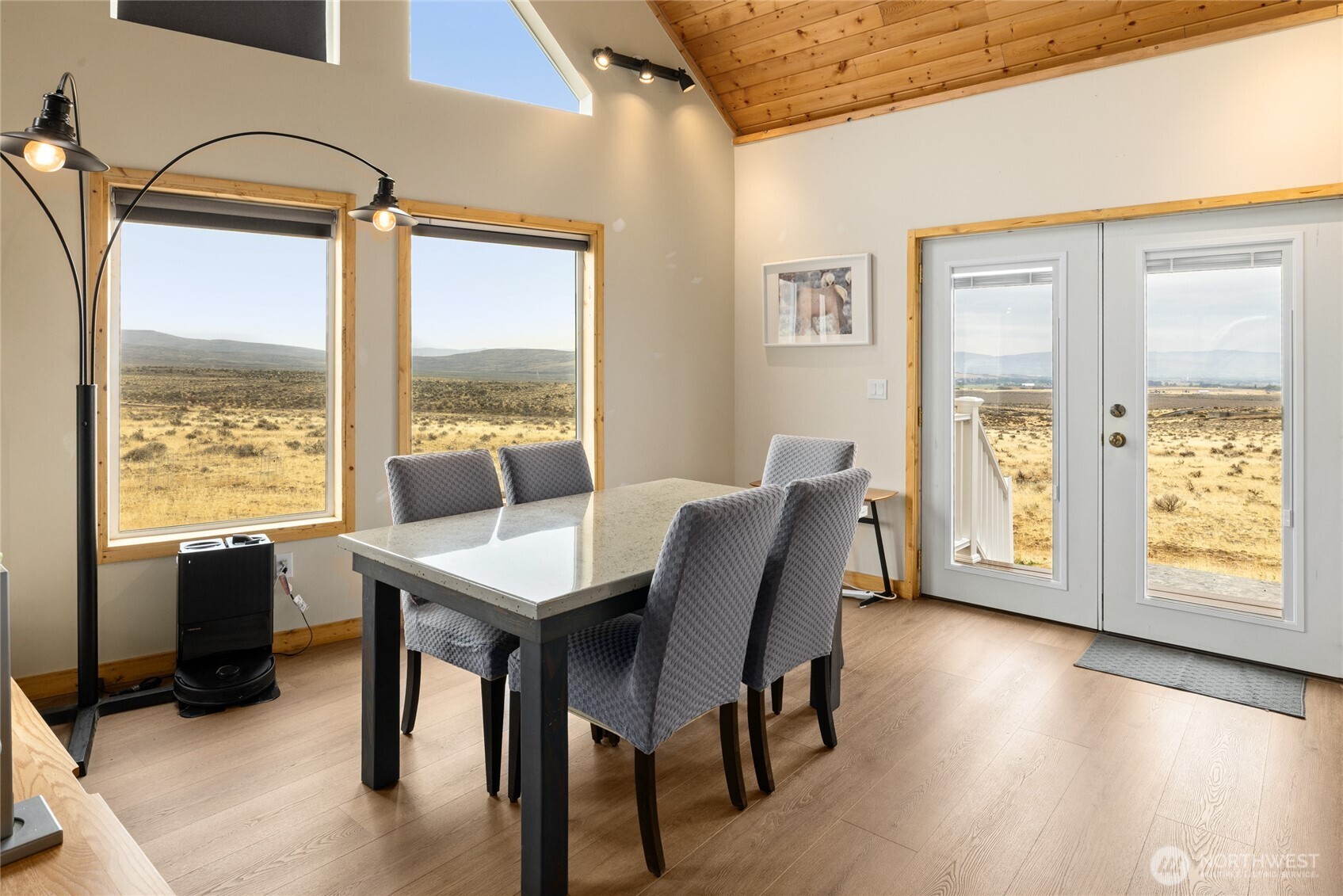 1231 Secret Canyon Road Property Photo 15