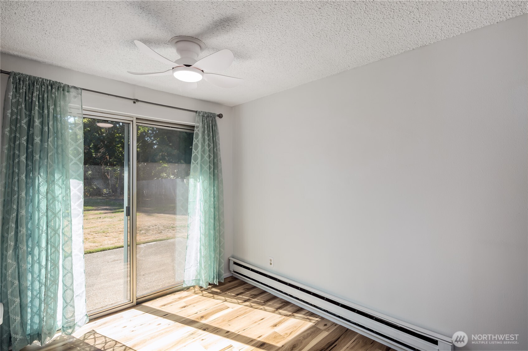 3818 103rd Street Property Photo 9