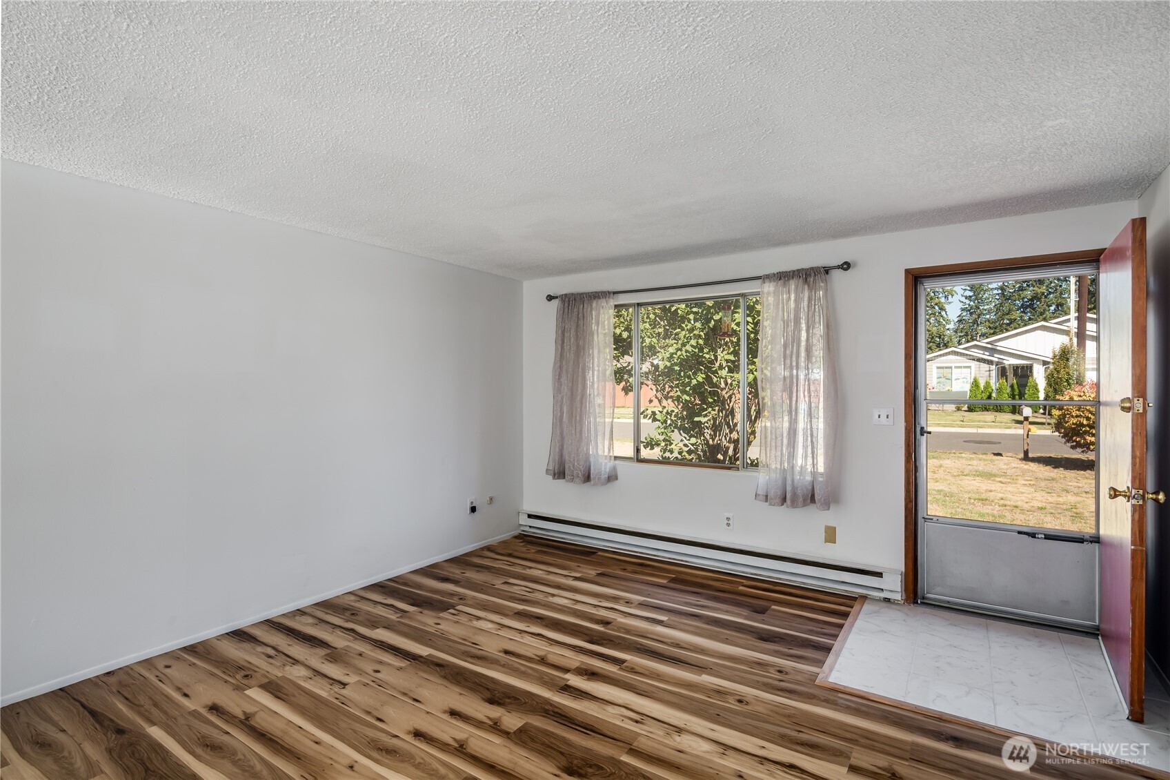 3818 103rd Street Property Photo 13