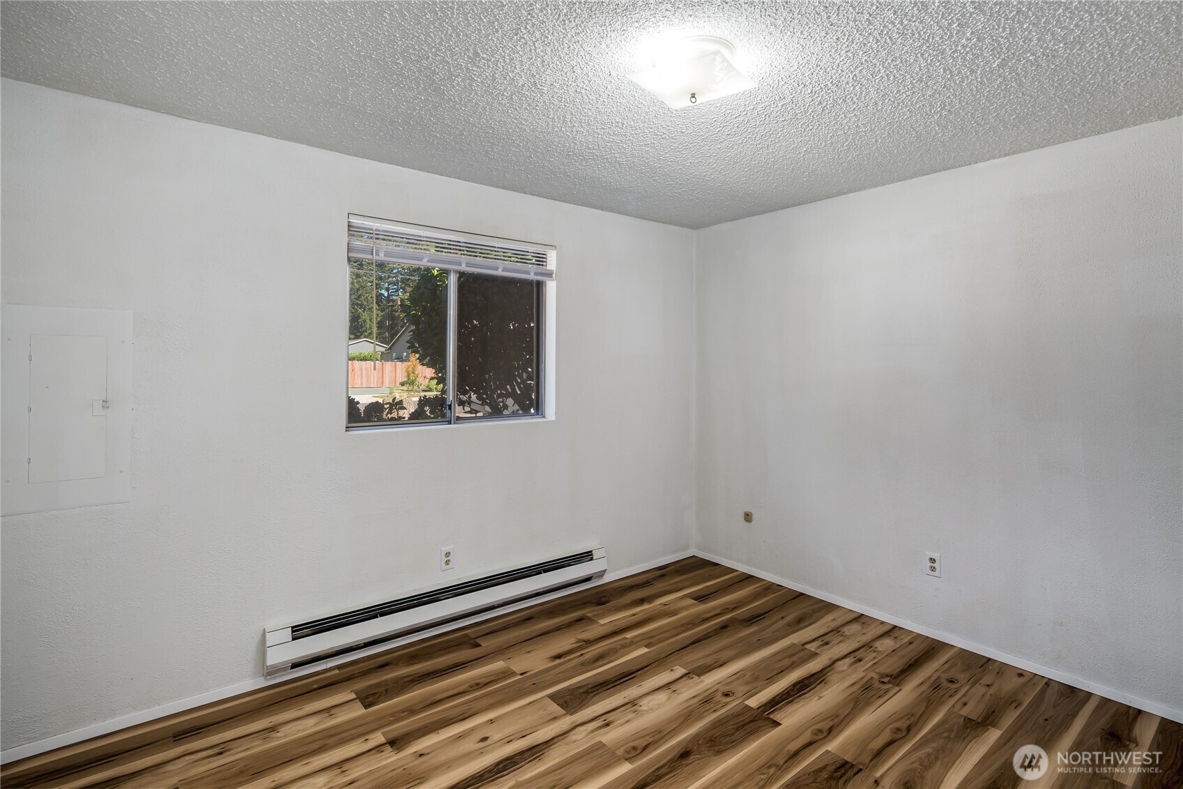3818 103rd Street Property Photo 15